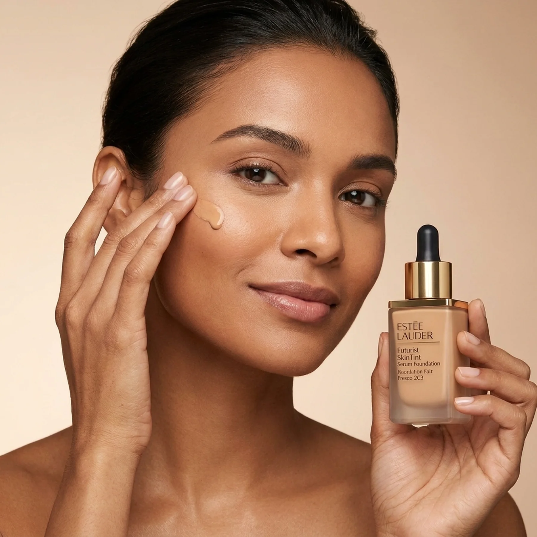 Тональный крем Estee Lauder Futurist SkinTint Serum Foundation With Botanical Oil Infusion SPF 20 2C3 Fresco