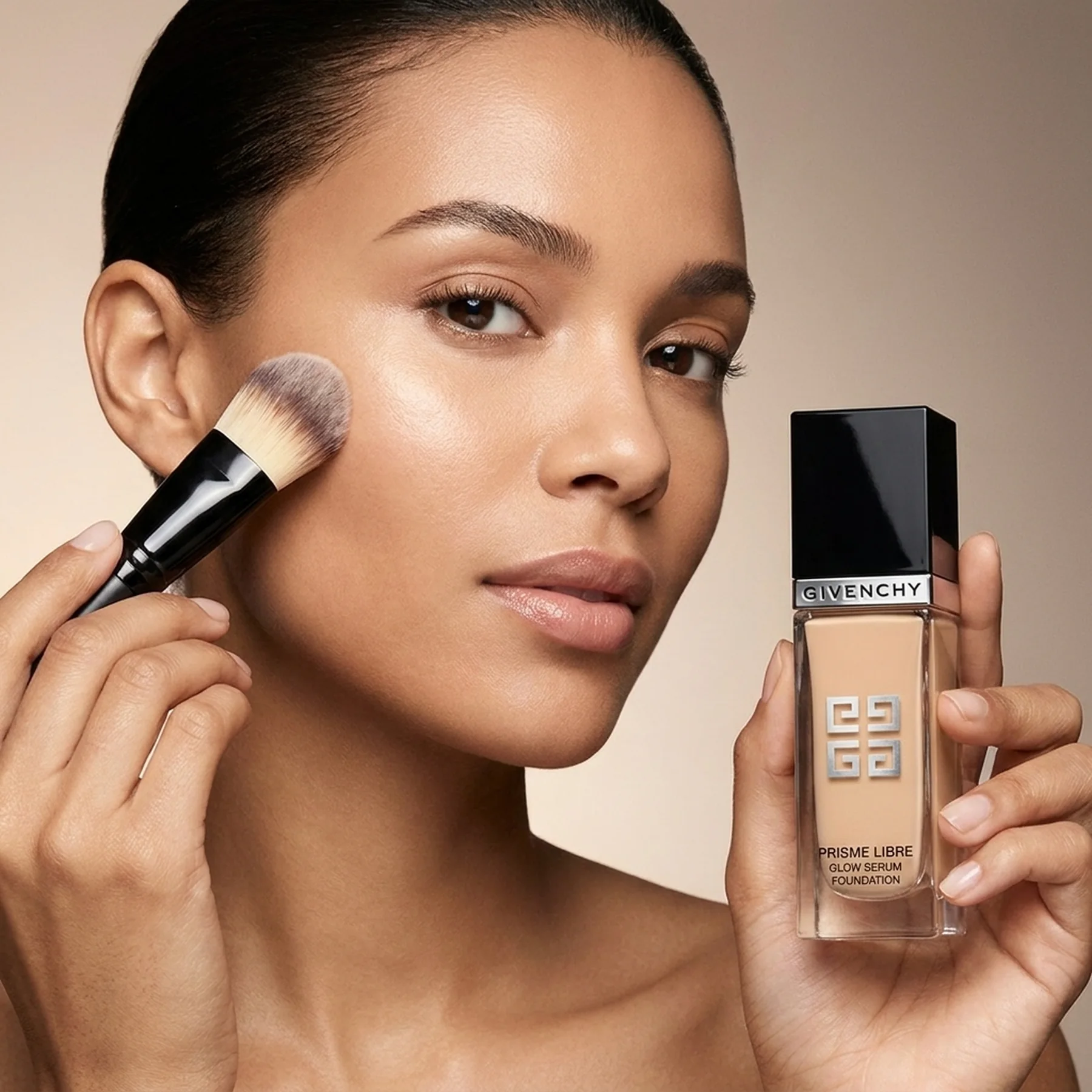 Тональный крем Givenchy Prisme Libre Glow Serum Foundation 30 мл 3C
