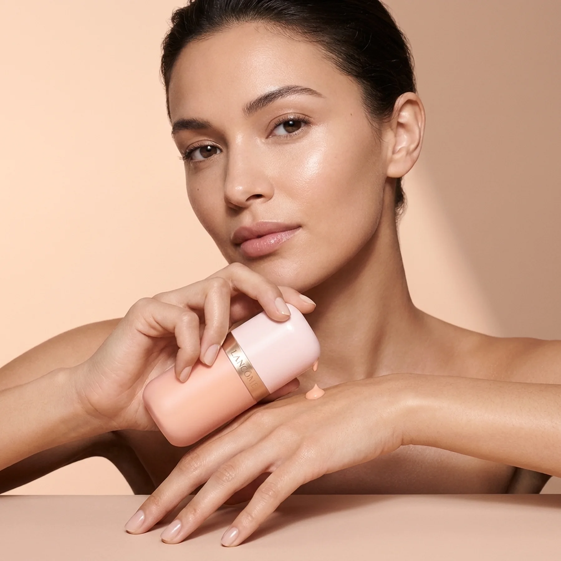Тональный крем Lancome Skin Idole 3 Serum Supertint 30 мл 12N