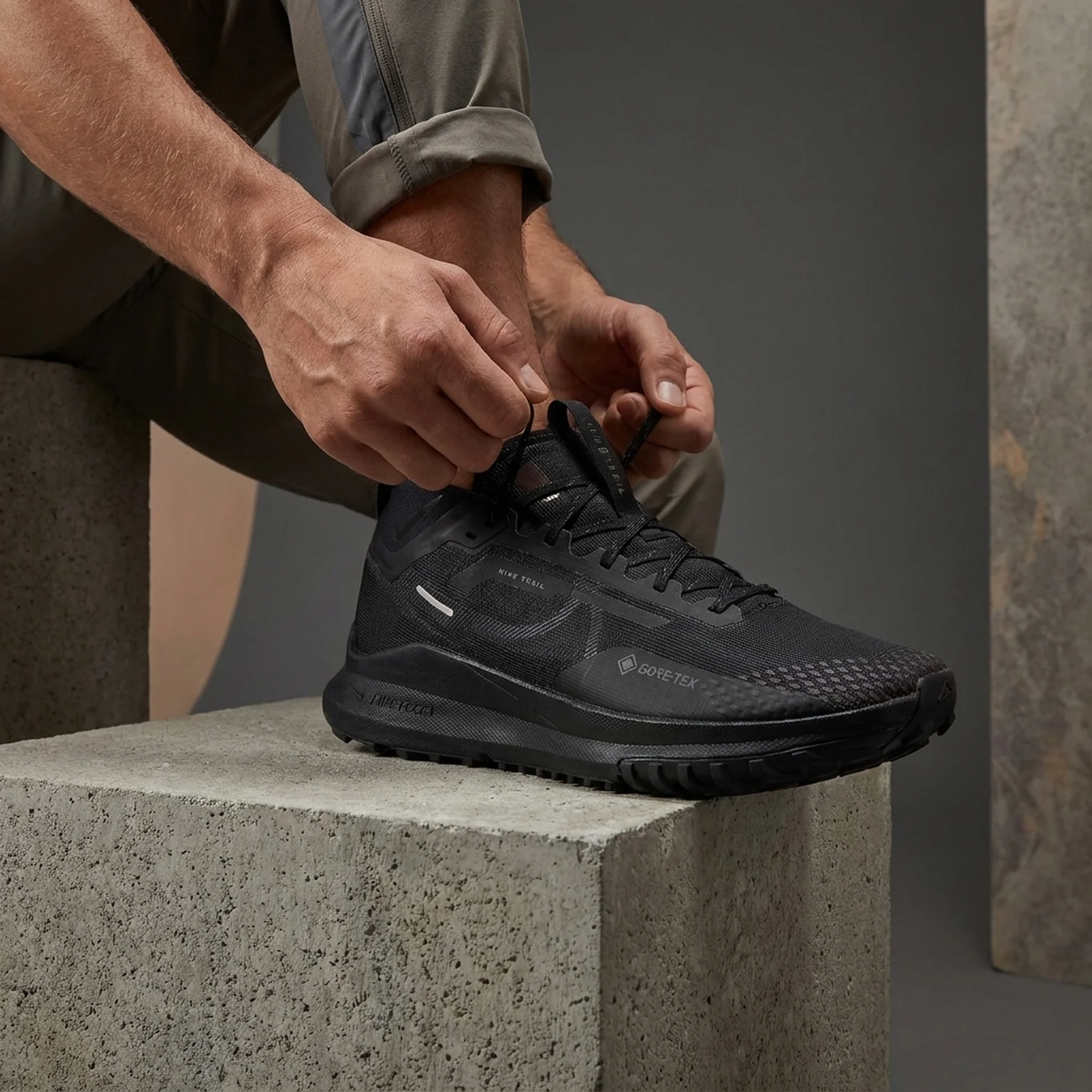 Трейлові кросівки для бігу чоловічі Nike React Pegasus Trail 4 Gore-Tex (HM9728-002)