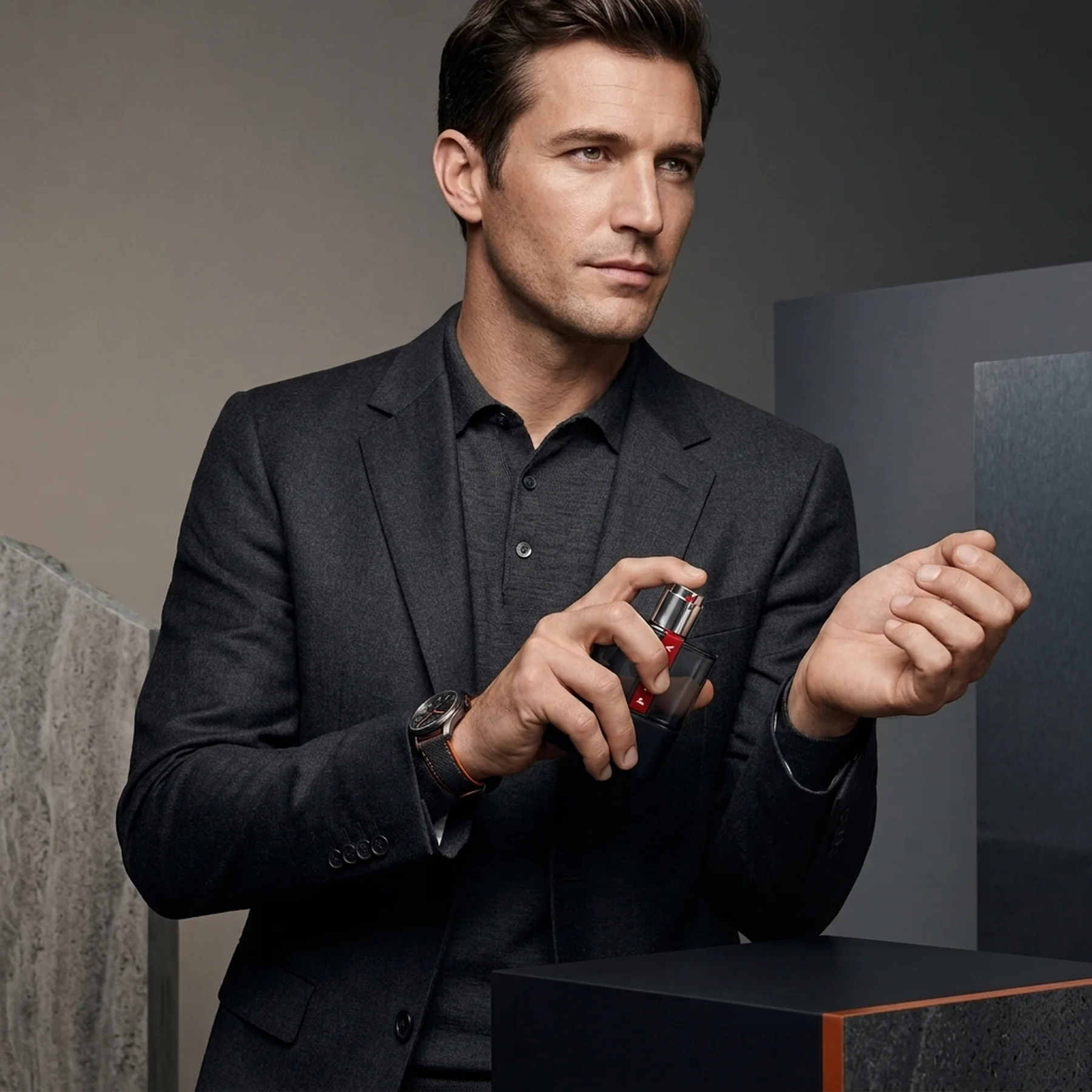 Туалетная вода для мужчин Prada Luna Rossa Carbon 100 мл