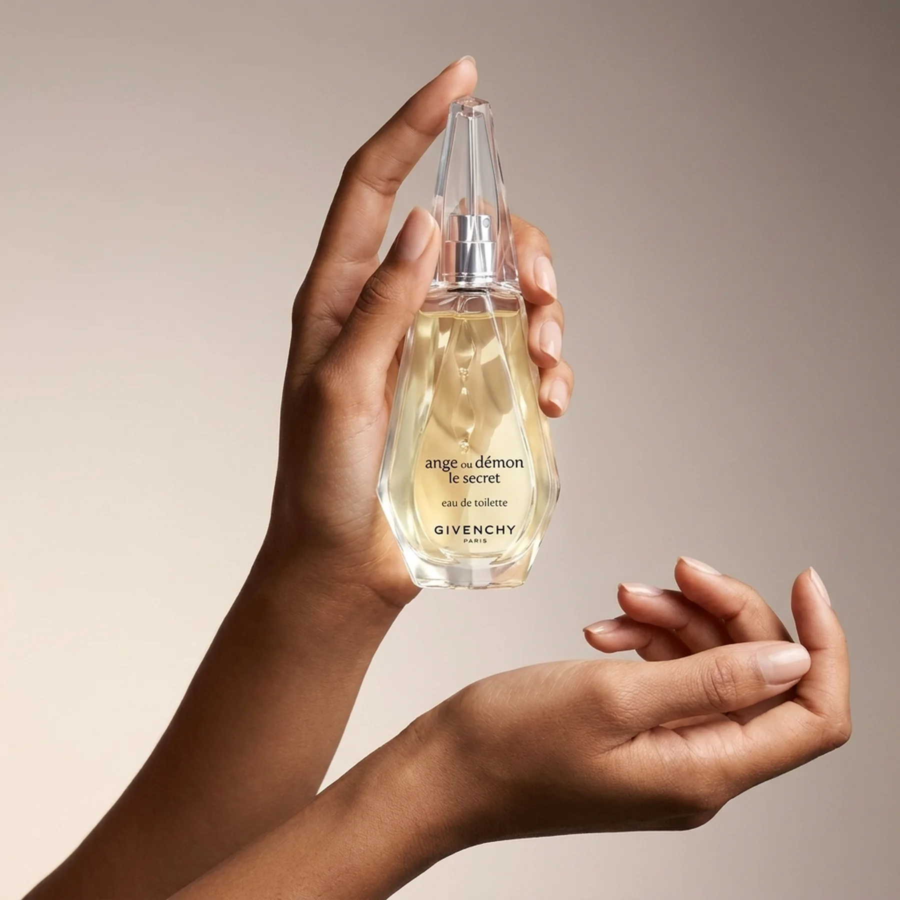 Туалетная вода для женщин Givenchy Ange Ou Demon Le Secret Eau de Toilette 50 мл