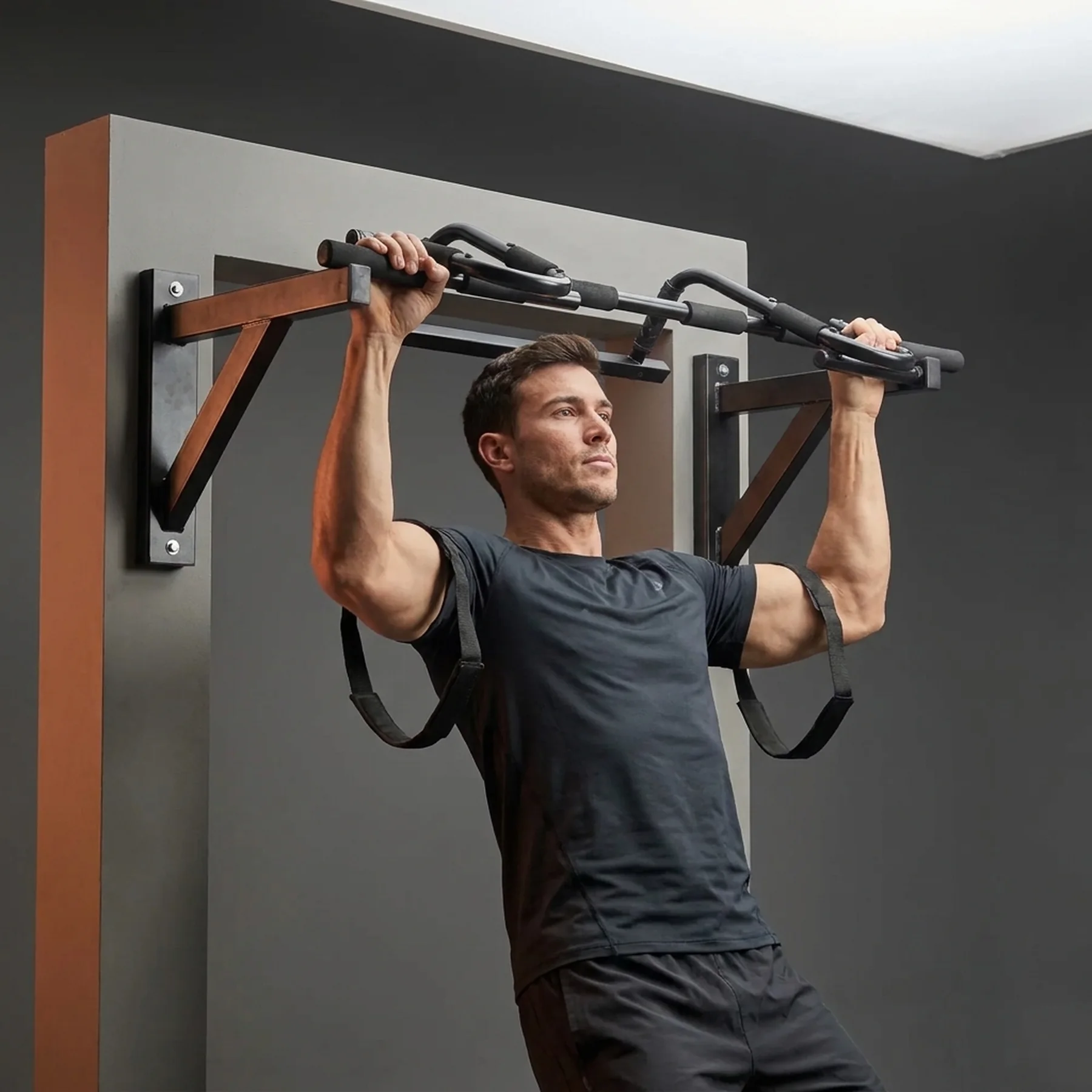 Турнiк для підтягування LiveUp CHIN-UP BAR WITH ARM STRAP
