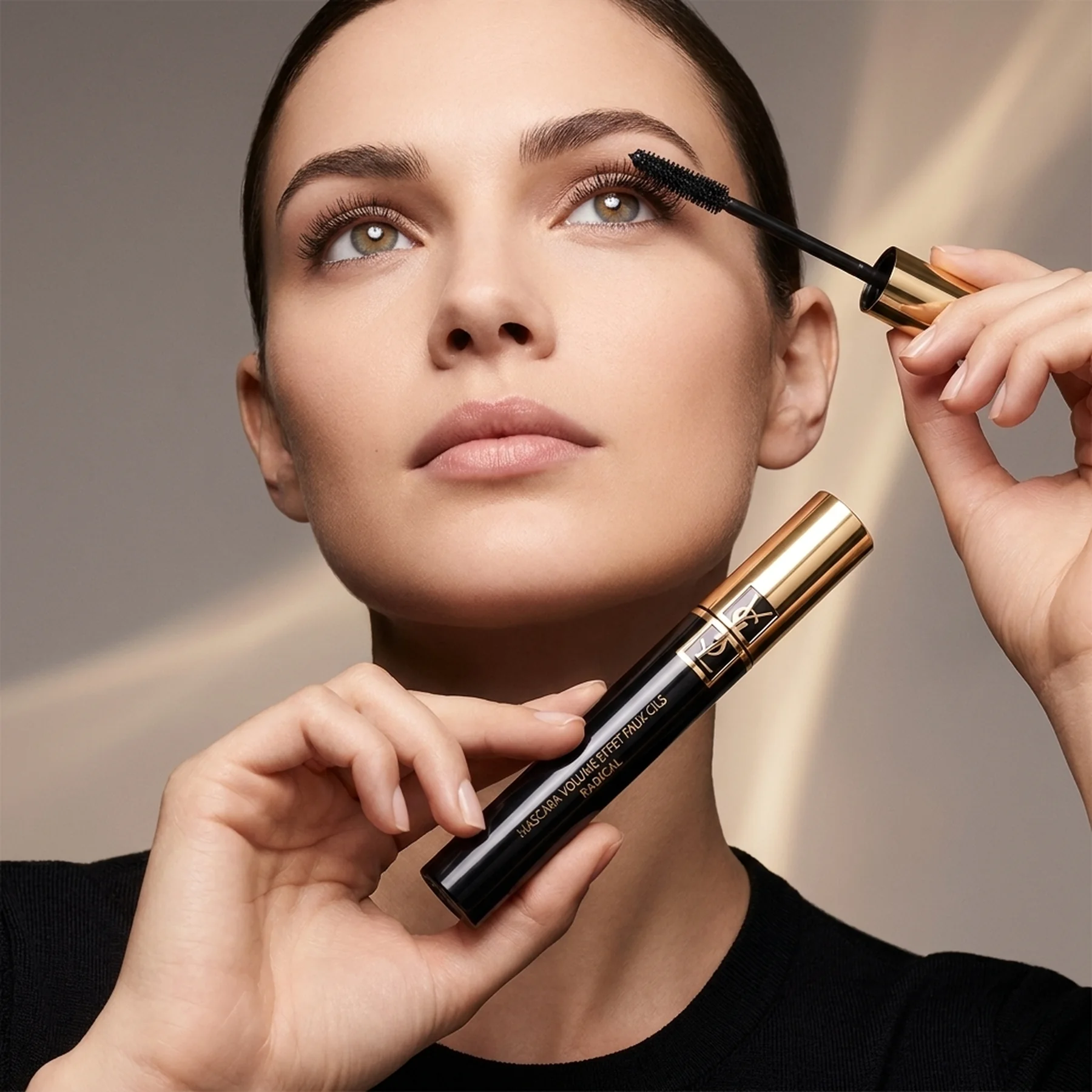 Тушь с эффектом объема Yves Saint Laurent Mascara Volume Effet Faux Cils Radical 7.5 мл 1 Black over black
