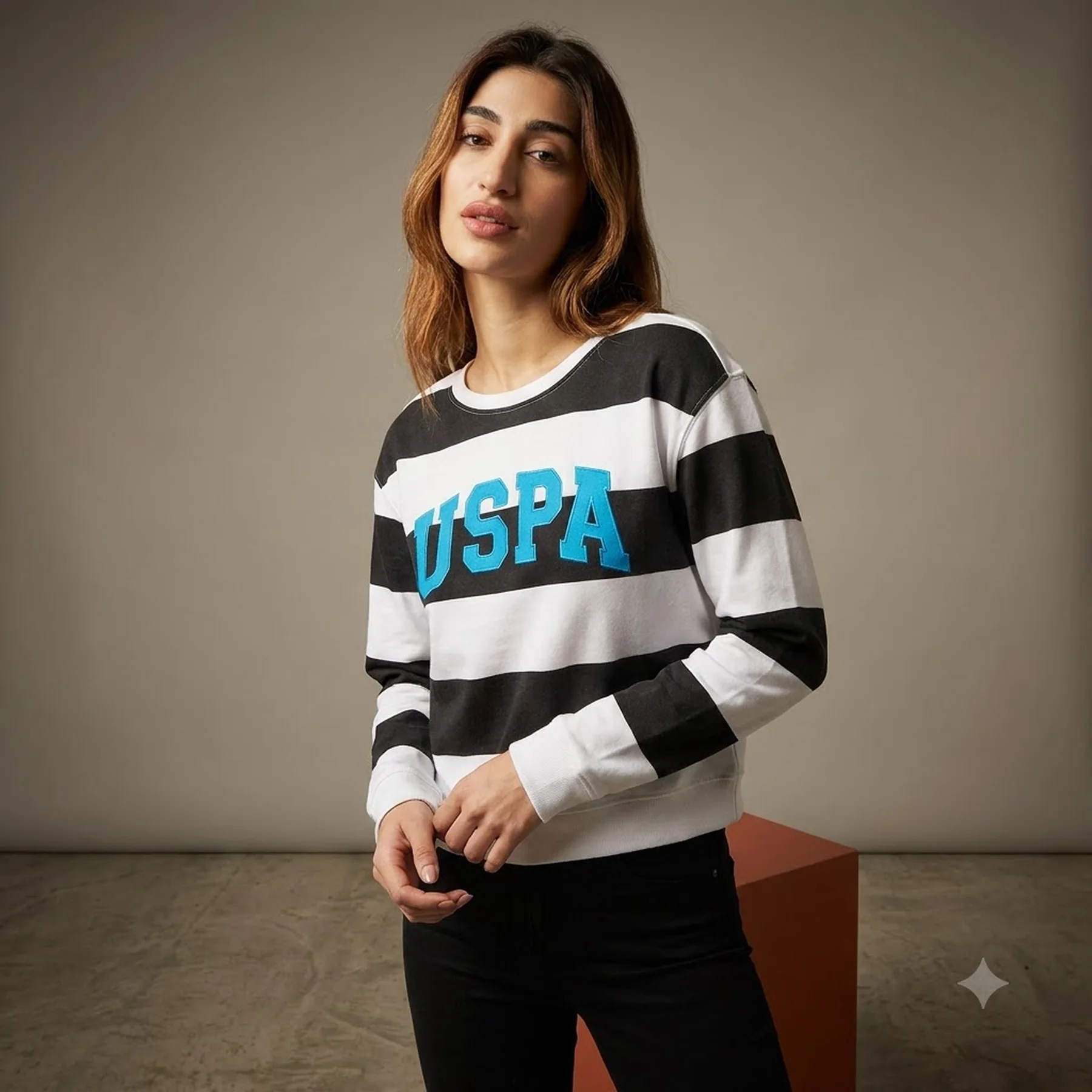 Укорочений жіночий світшот US Polo Assn з логотипом 1159854647