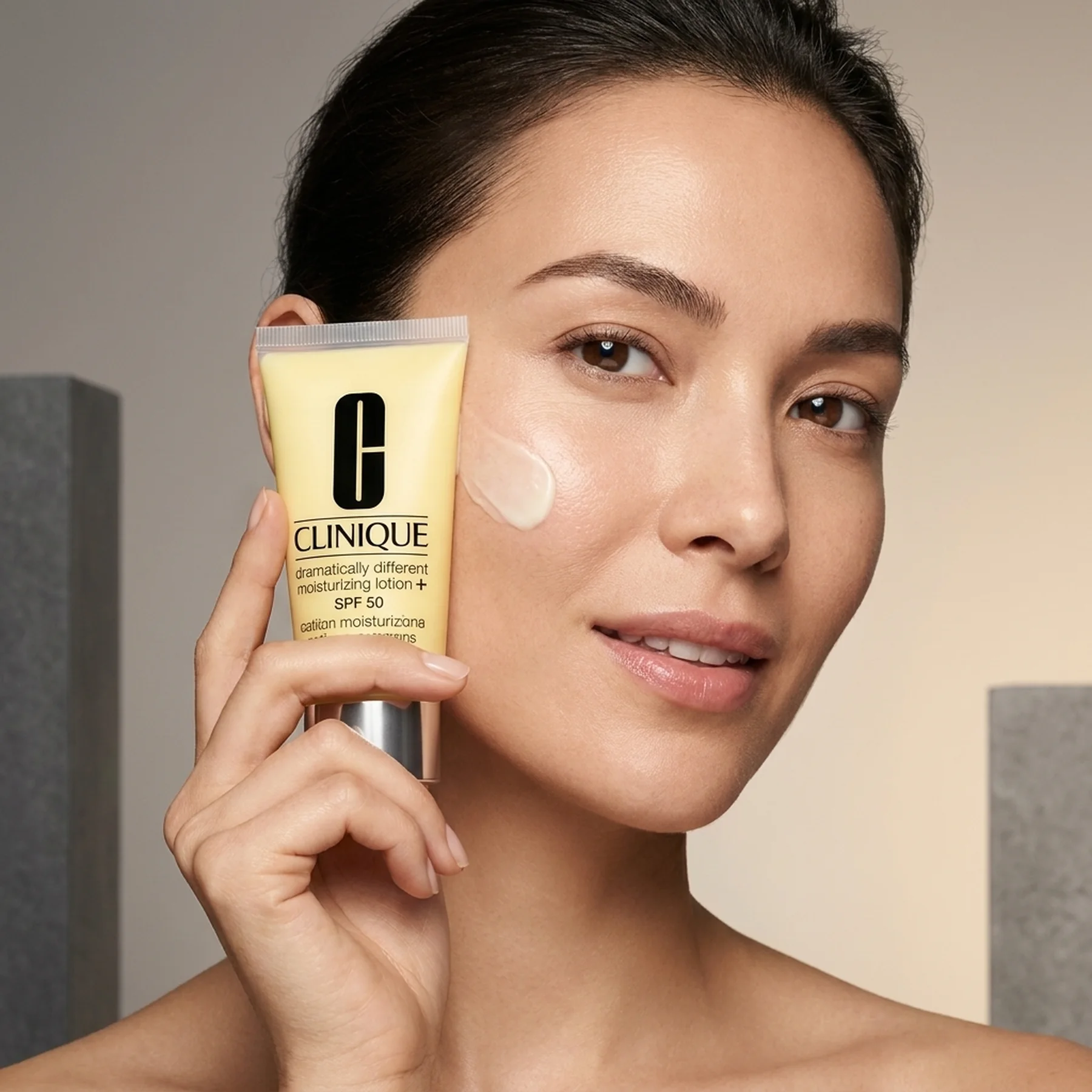 Уникальный увлажняющий лосьон Clinique ID Dramatically Different Moisturizing Lotion 50 мл