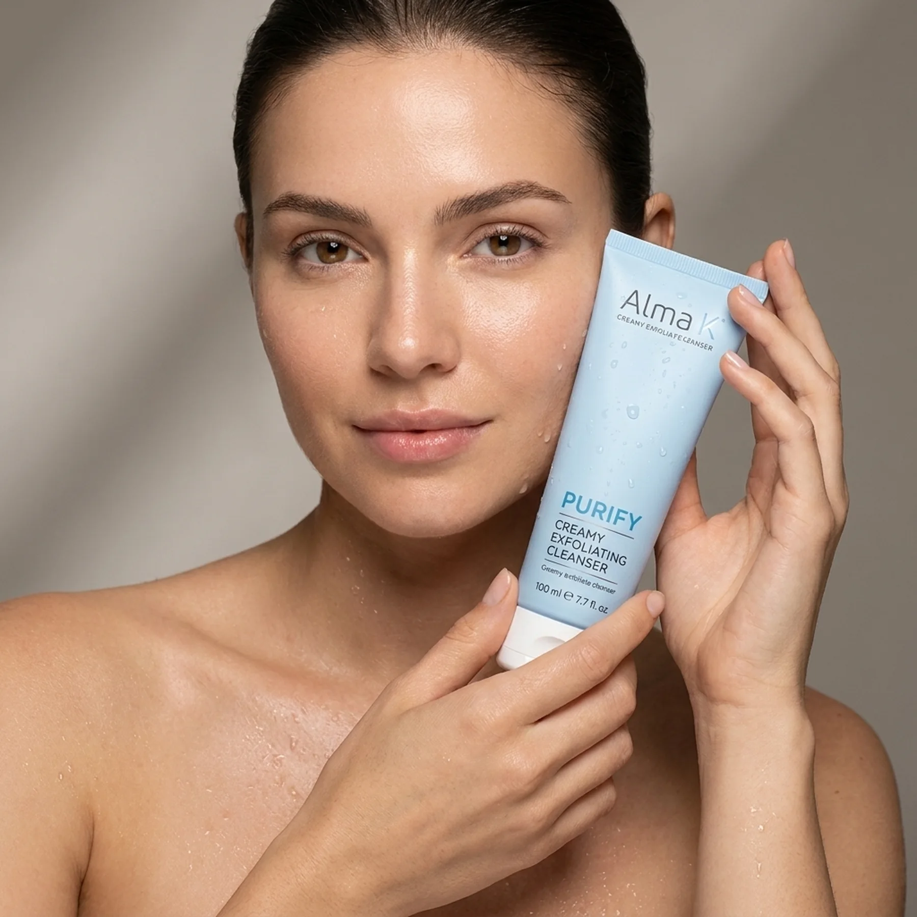 Отшелушивающий очищающий крем Alma K Creamy Exfoliating Cleanser 100 мл