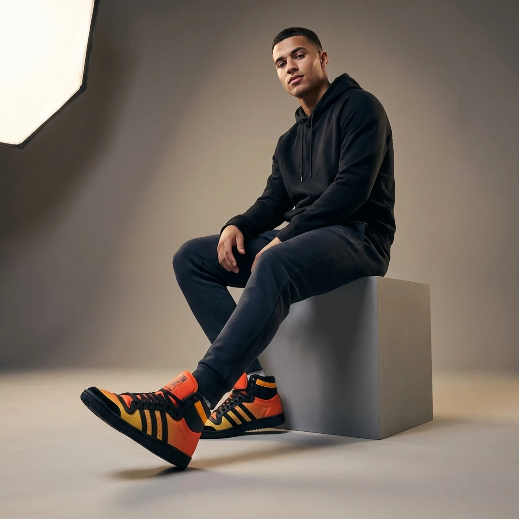 Високі кросівки Top Ten Hi Adidas 1159796248