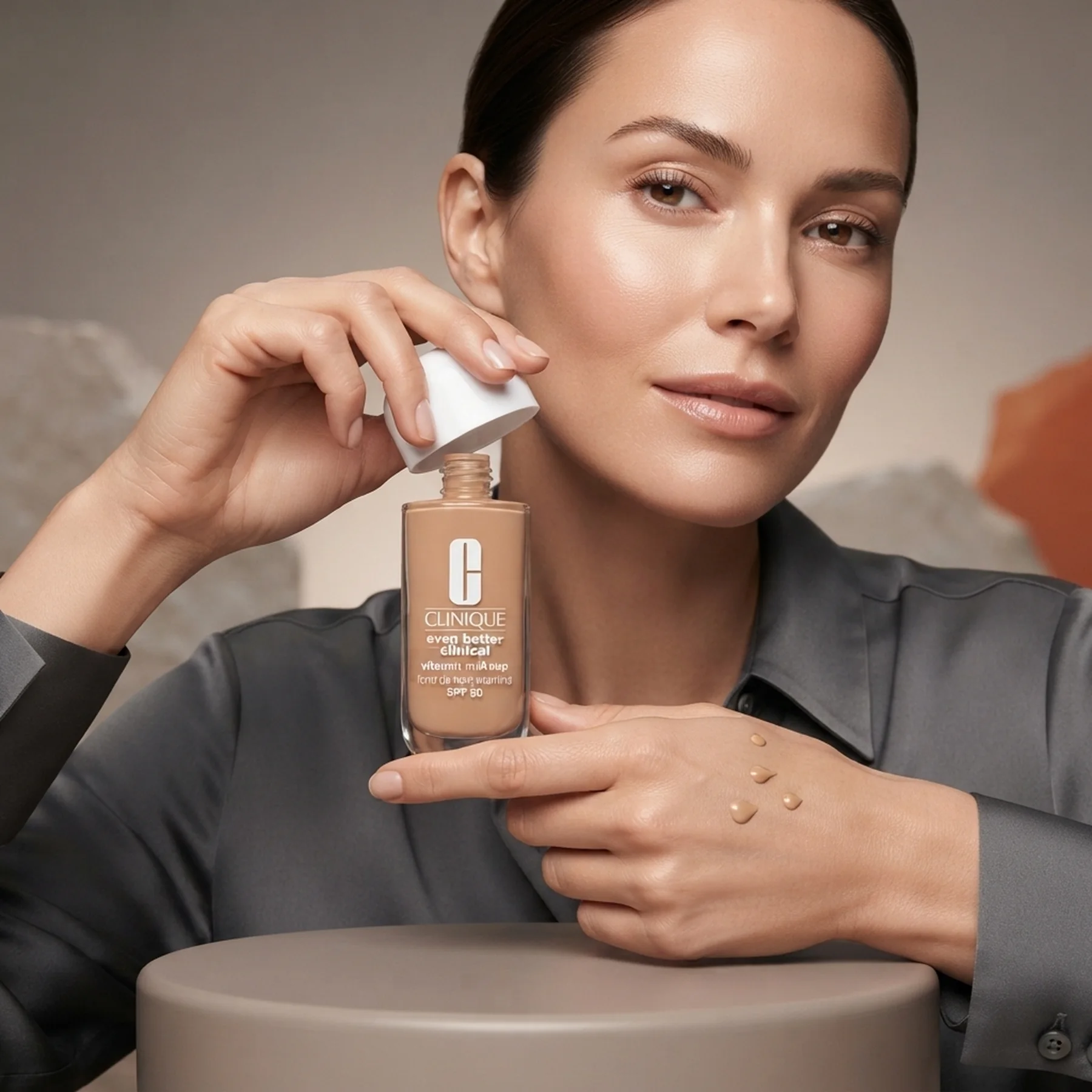 Витаминное тональное средство для макияжа с SPF50 Clinique Even Better Clinical Vitamin Makeup SPF 50 30 мл 3 Medium Cool