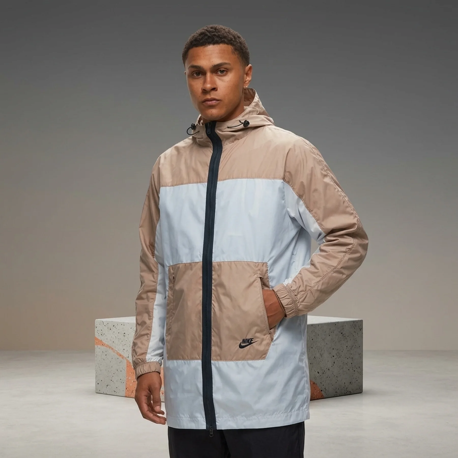 Вітровка чоловіча Nike Nsw Spu Wvn Jkt (FJ5250-200)