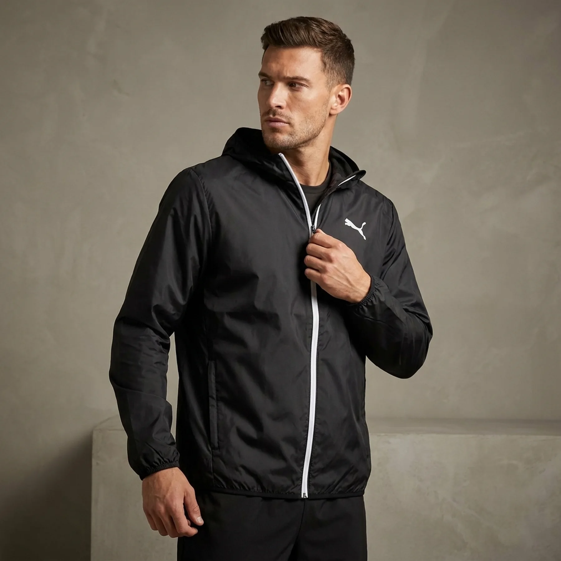 Вітровка чоловіча Puma Windbreaker (587265-01)