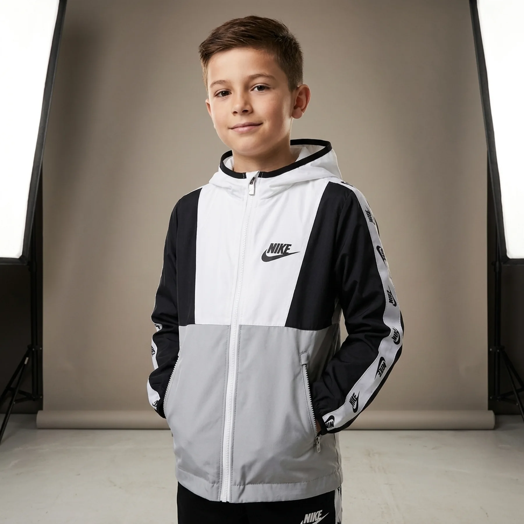 Вітровка дитяча Nike Jr Black/Multi (86M790-023)