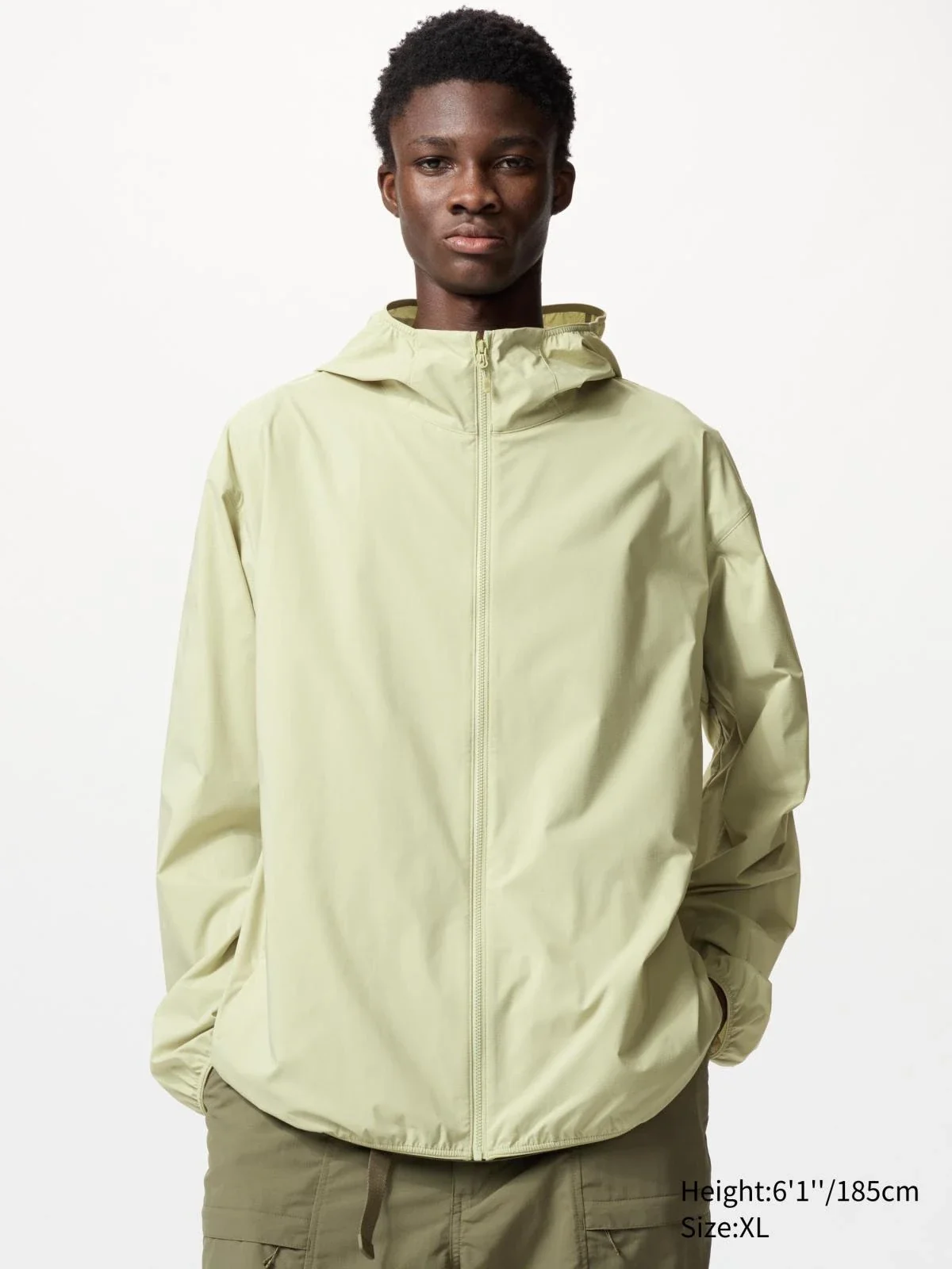 Вітровка із захистом від ультрафіолету Uniqlo легка куртка UV Protection 1159839995