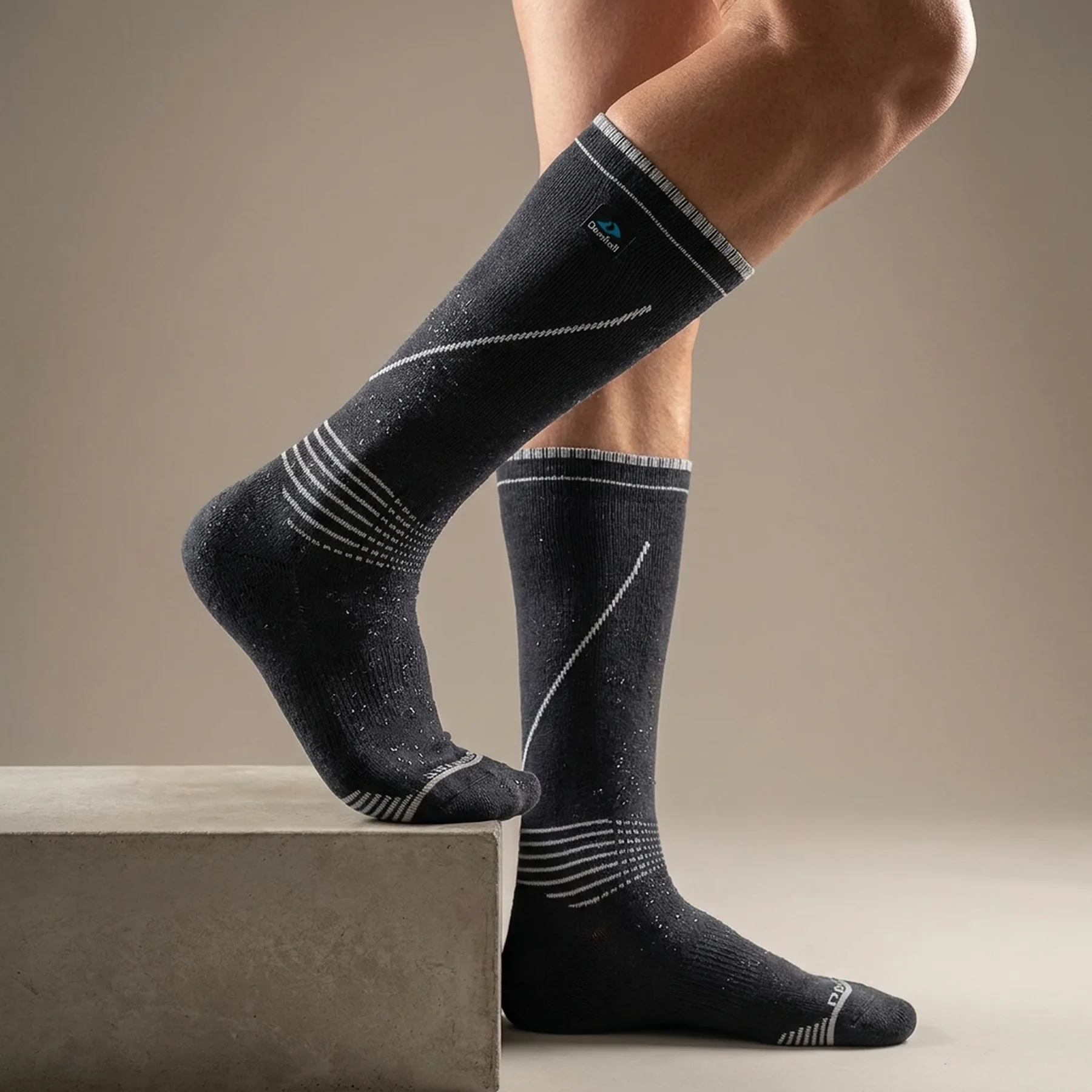 Водонепроникні шкарпетки Dexshell Longlite Socks 2.0, сірі полоски, розмір S (36-38)