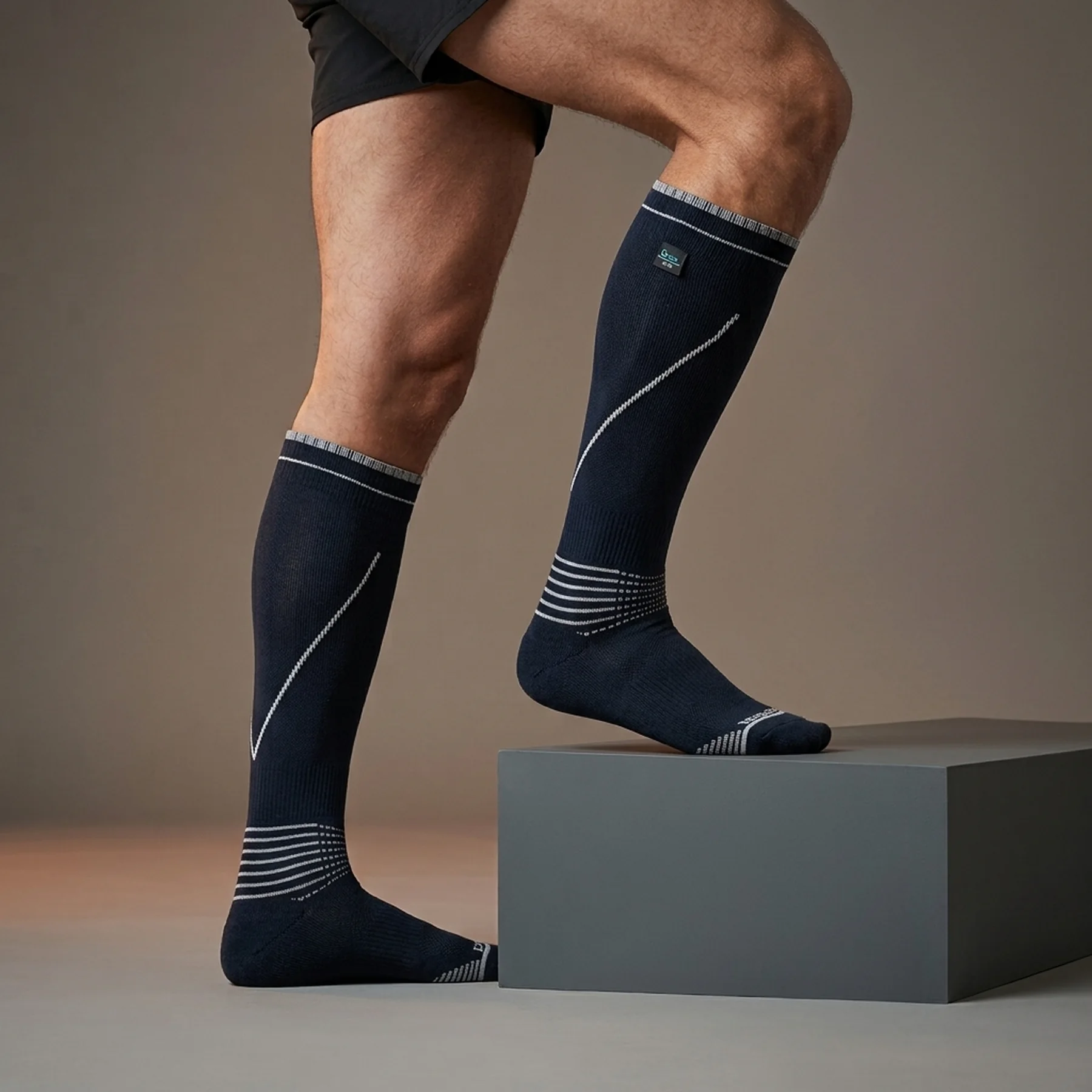 Водонепроникні шкарпетки Dexshell Longlite Socks 2.0, сірі полоски, розмір XL (47-49)