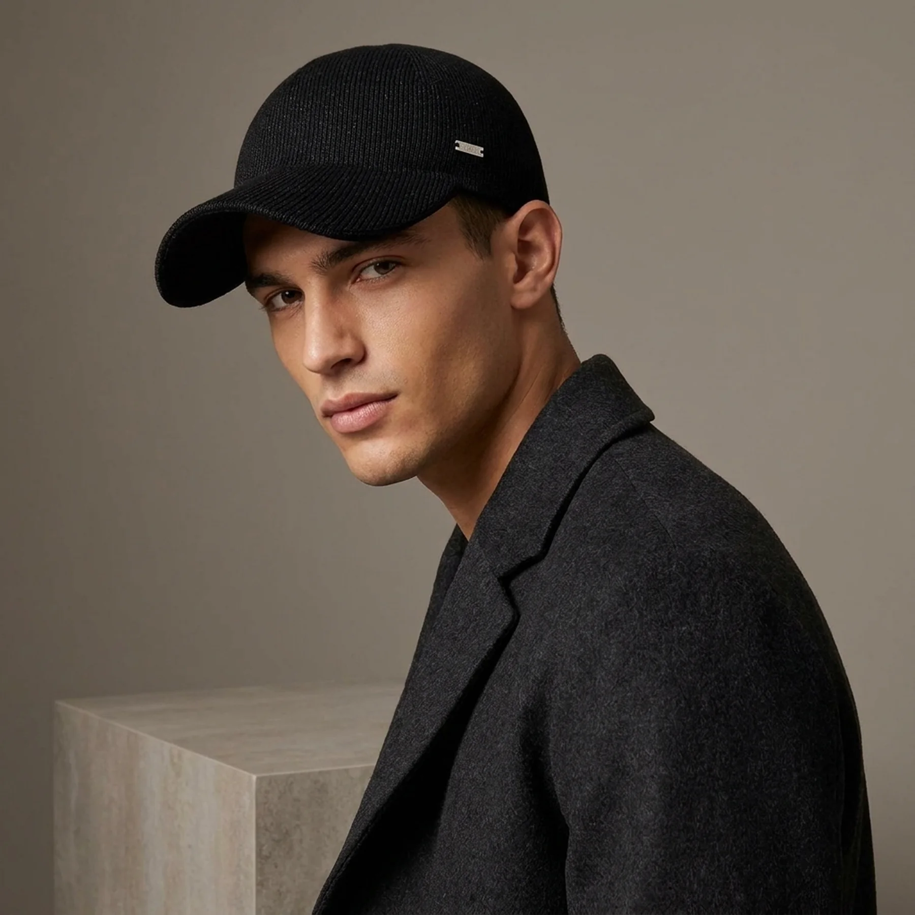 В'язана кепка Armani Exchange 1159845718