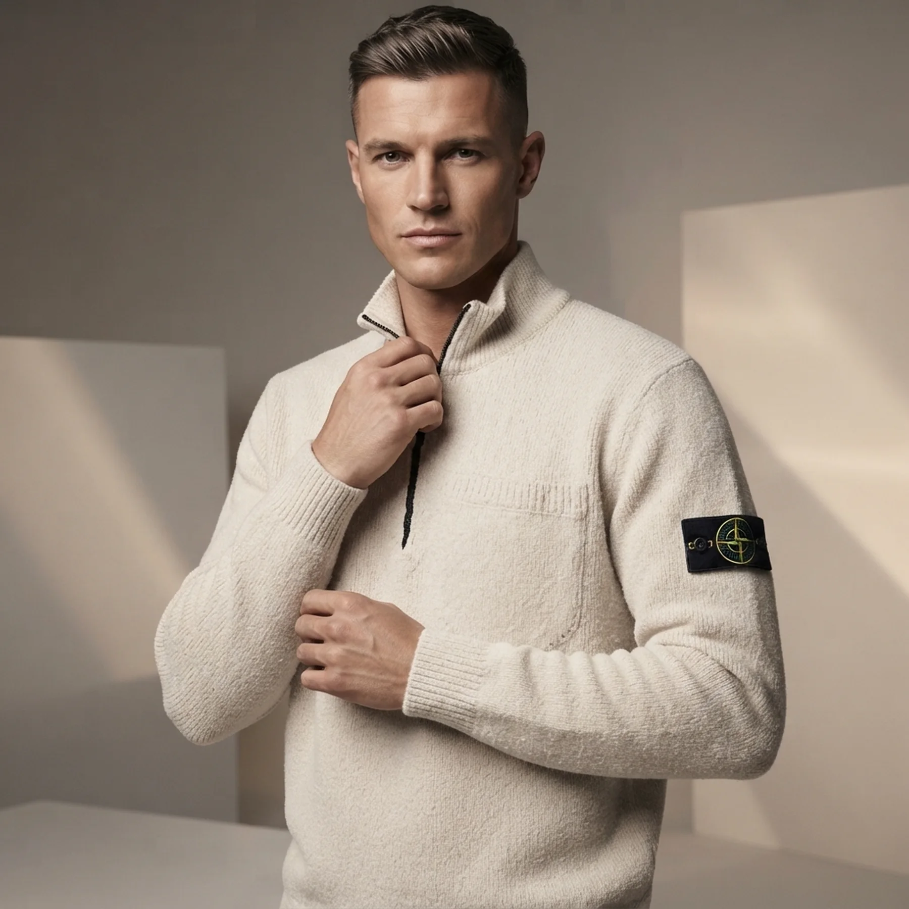В'язаний пуловер Stone Island (світло-бежевий)