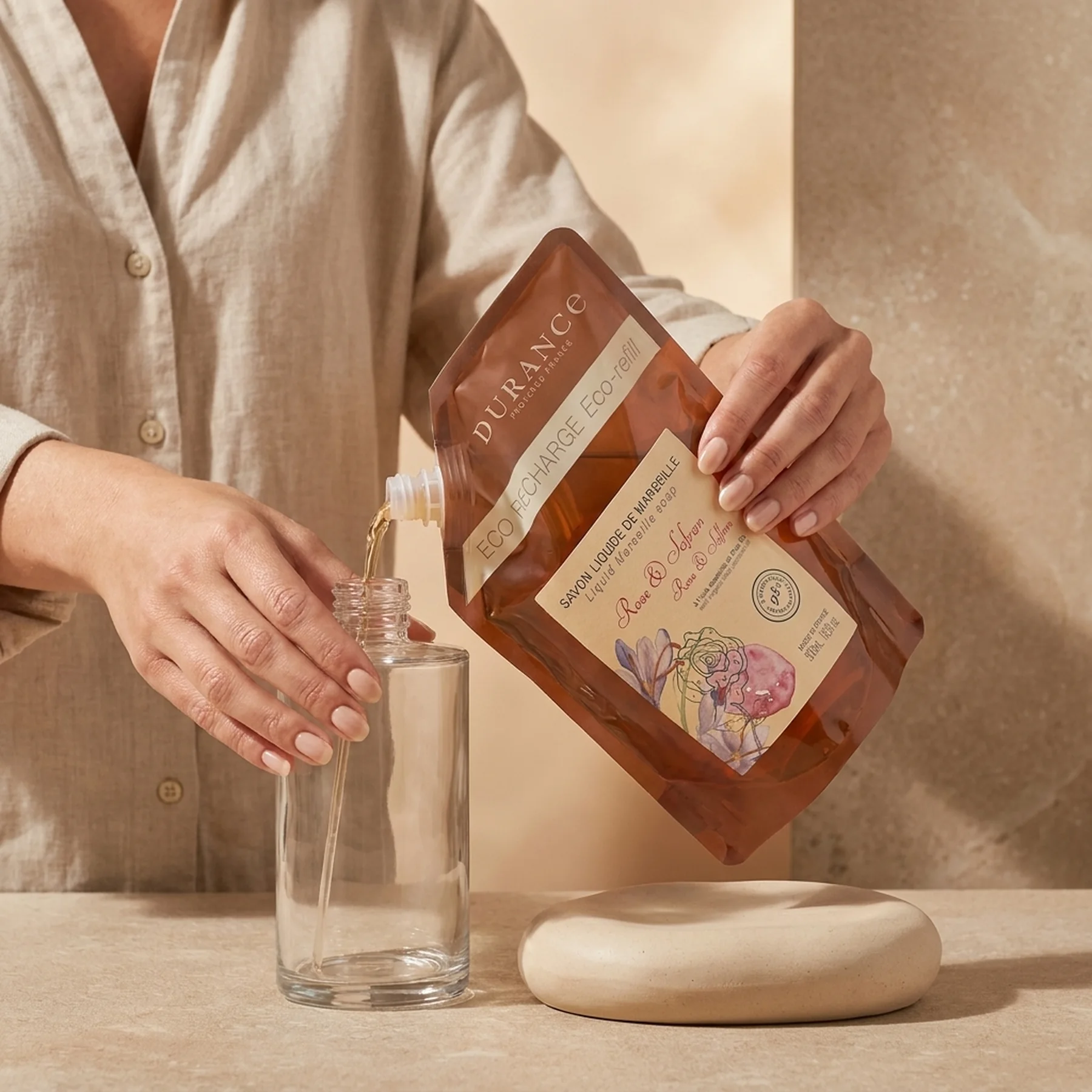 Запасная эко упаковка натурального жидкого мыла Durance Eco-Refill Liquid Marseille Soap 500 мл Троянда і Шафран