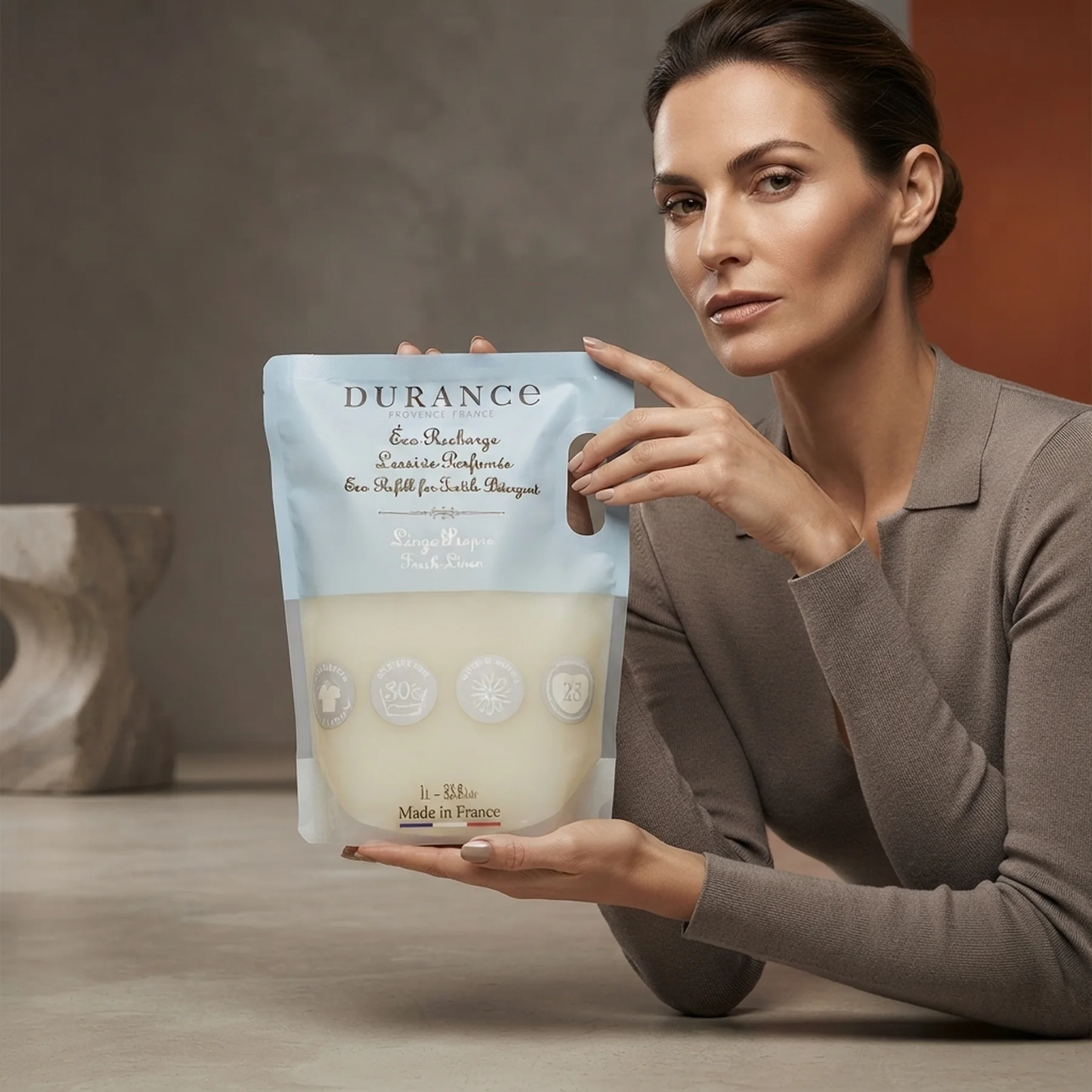 Средство для стирки Durance Lessive Liquide Textile Detergent 1000 мл Чиста білизна Запасний блок