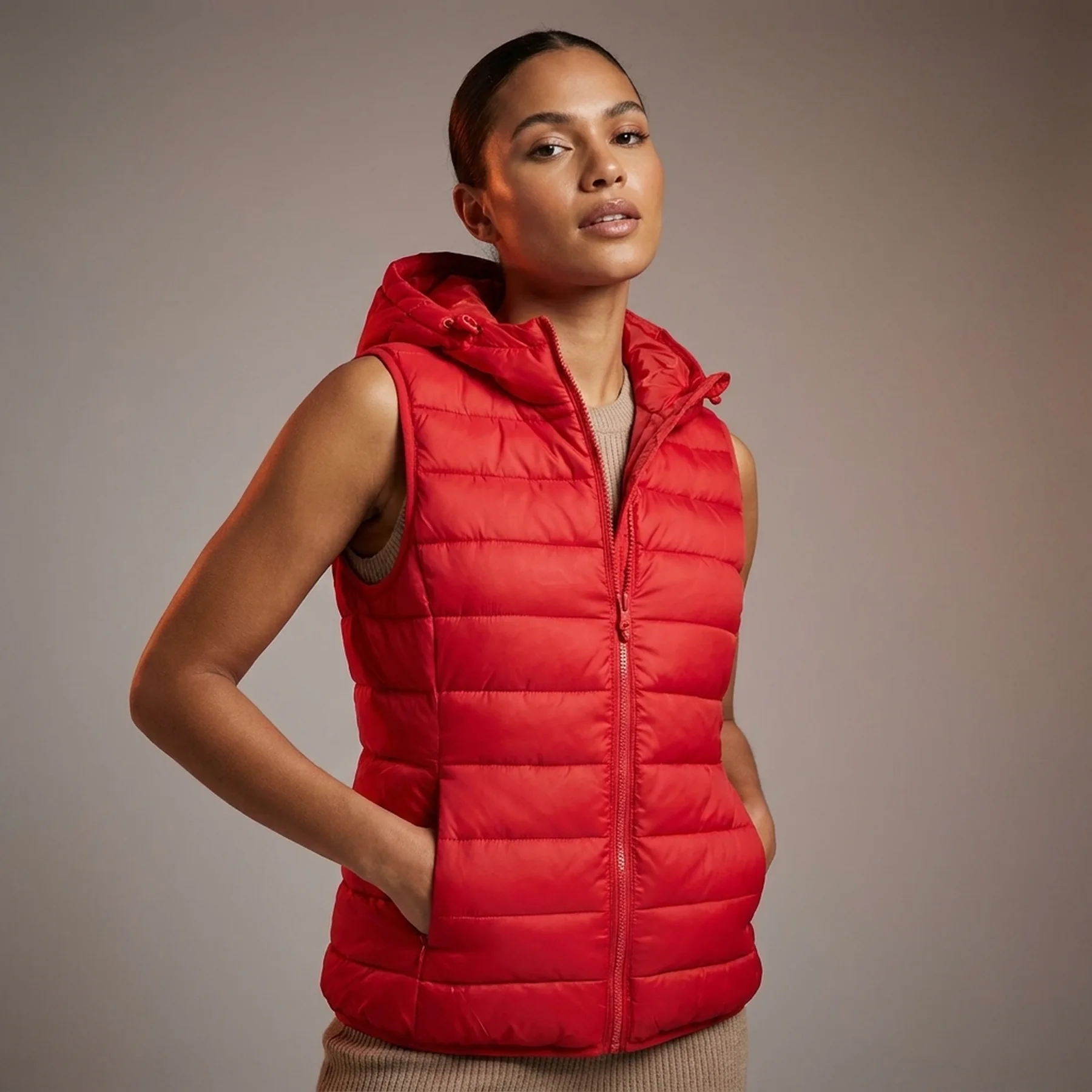 Жилет ONLNEWTAHOE HOOD WAISTCOAT OTW NOOS 15205760-High Risk Red ONLY S Червоний