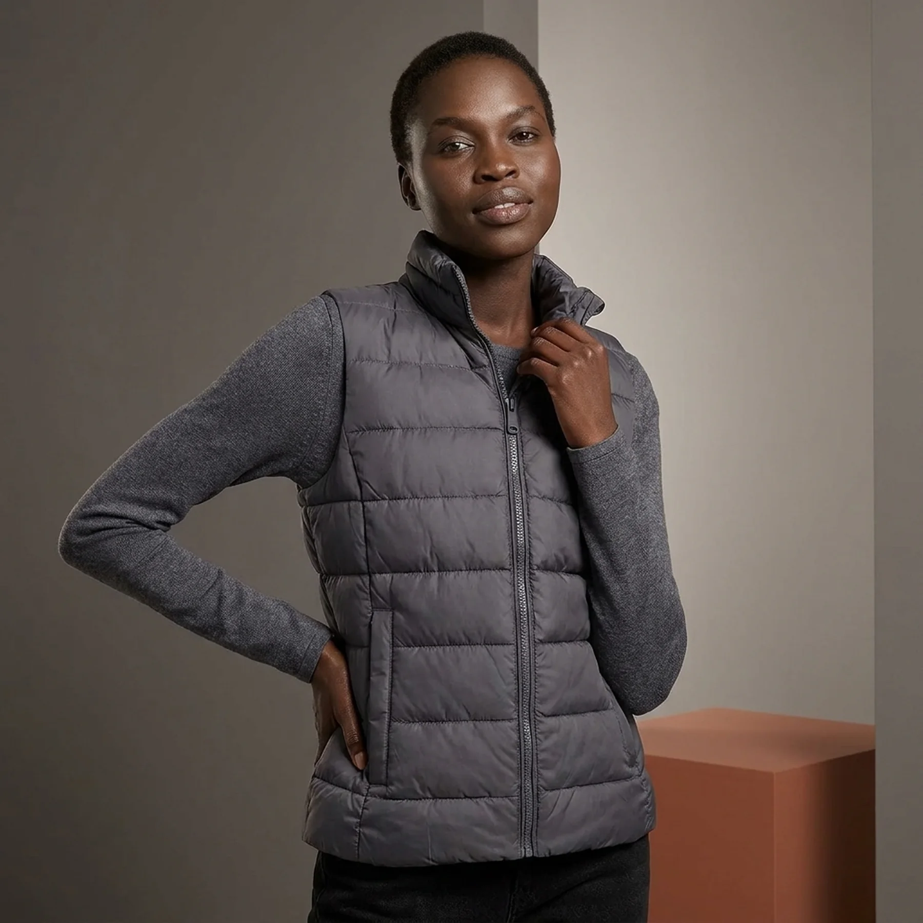 Жилет ultra lightweight vest 1031311-15417 Tom Tailor XS Темно-сірий