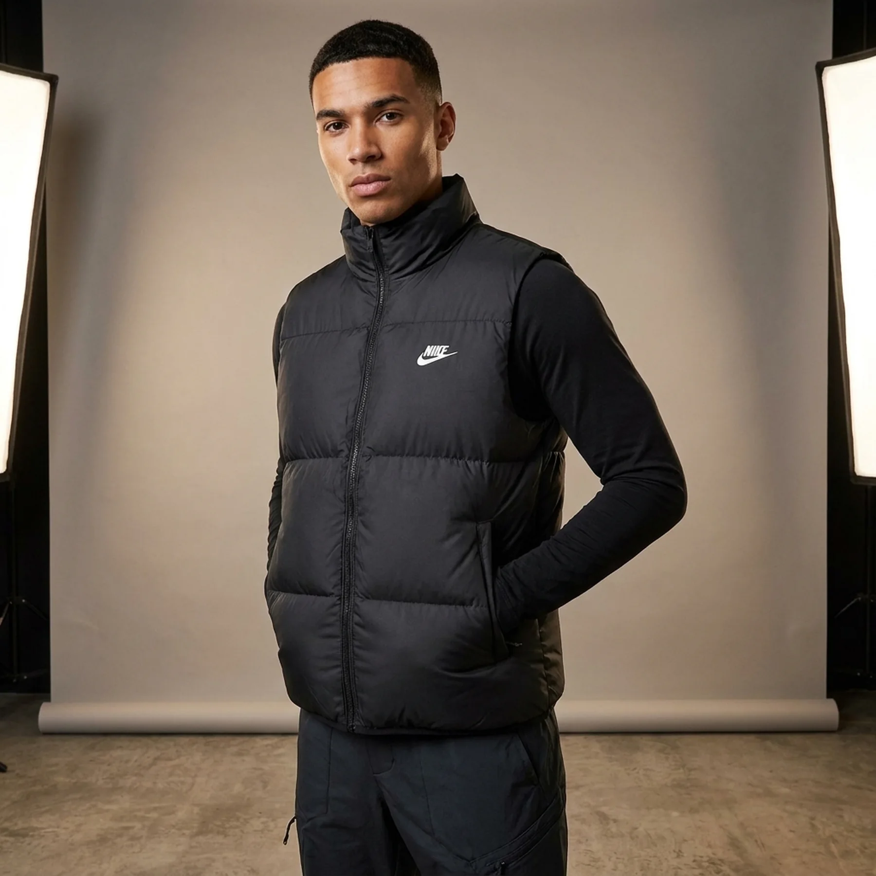 Жилетка чоловіча Nike Club Puffer Black (IB2977-010)