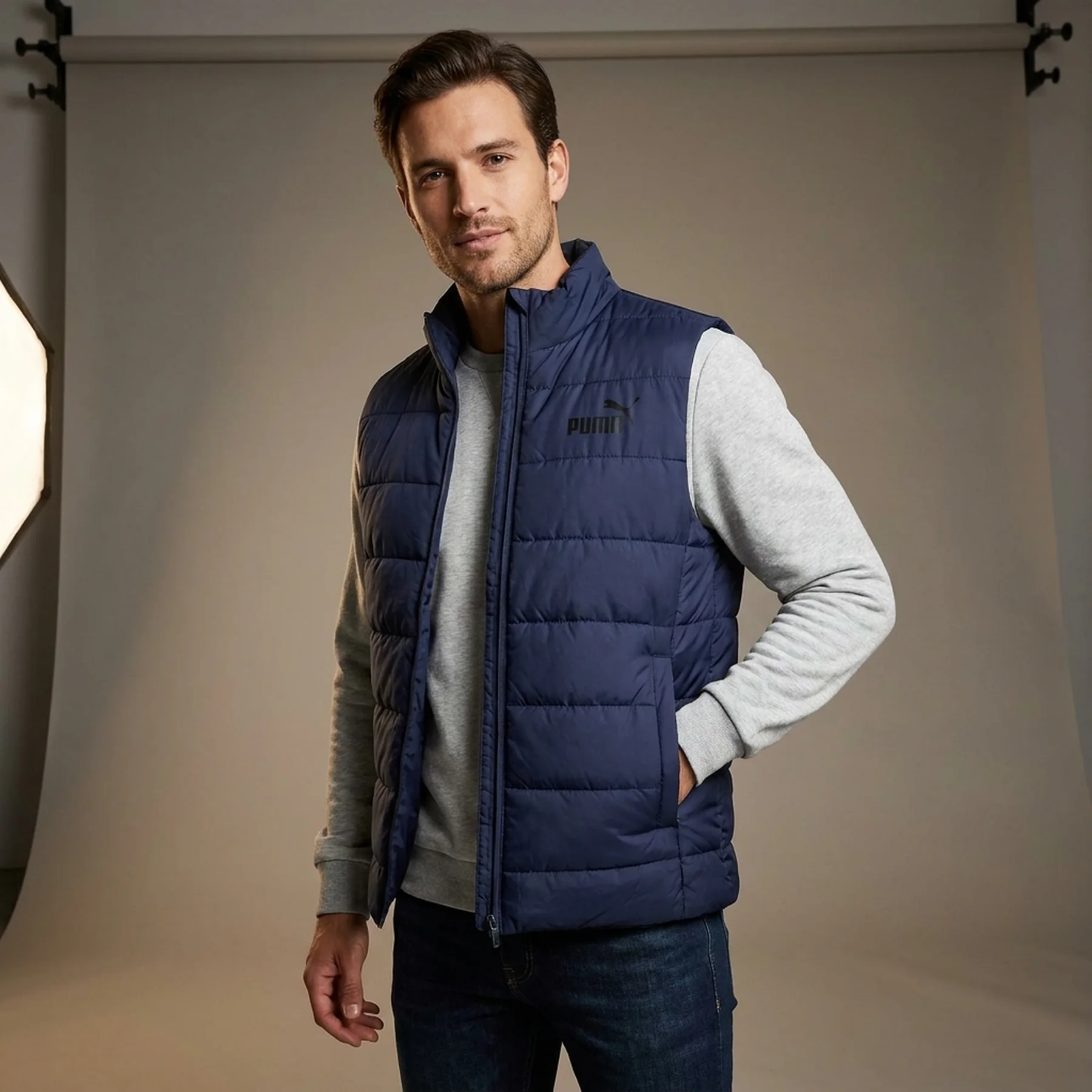 Жилетка чоловіча Puma Ess Padded Vest (84893906)