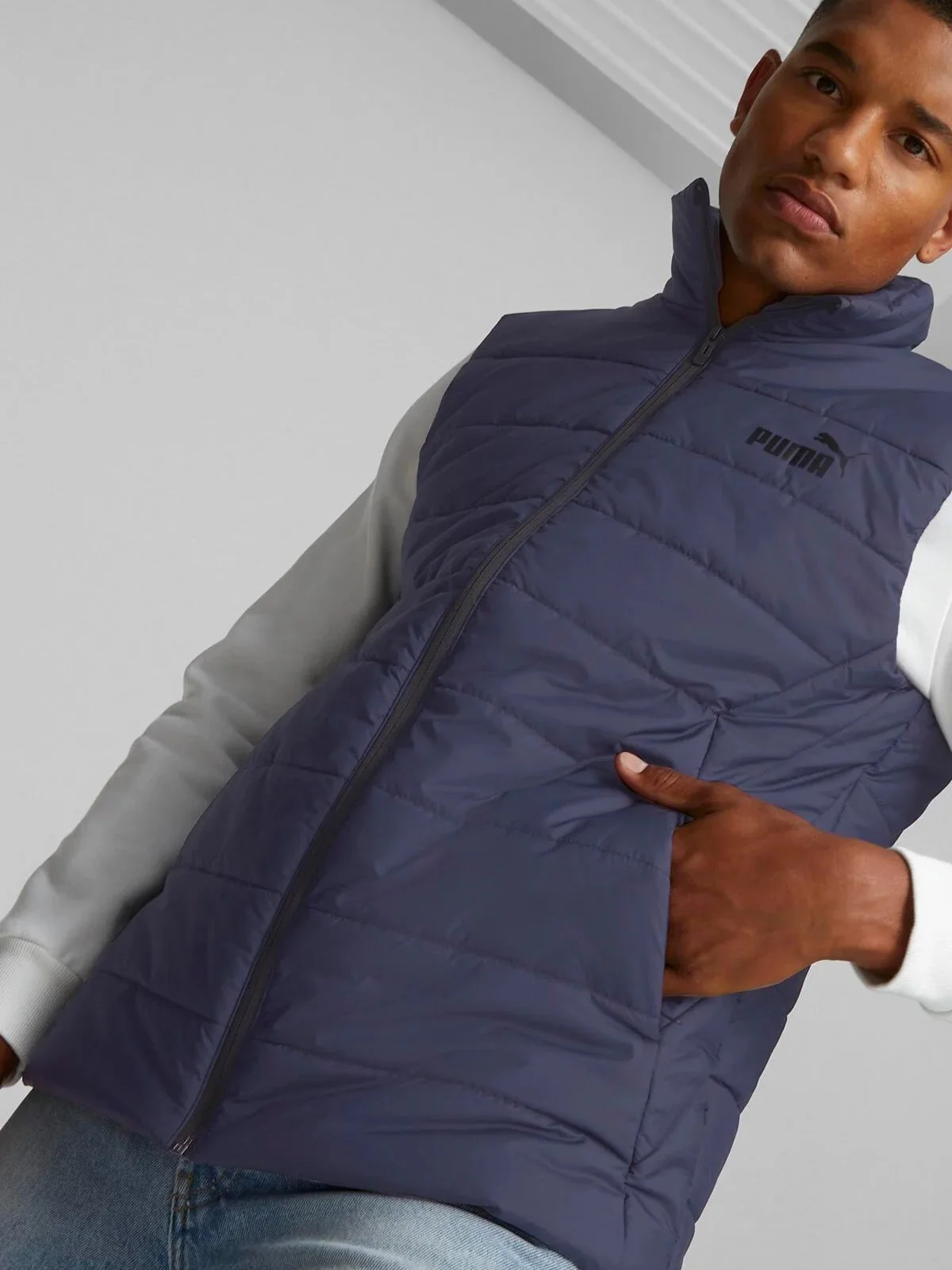 Жилетка чоловіча Puma Ess Padded Vest (84893906)