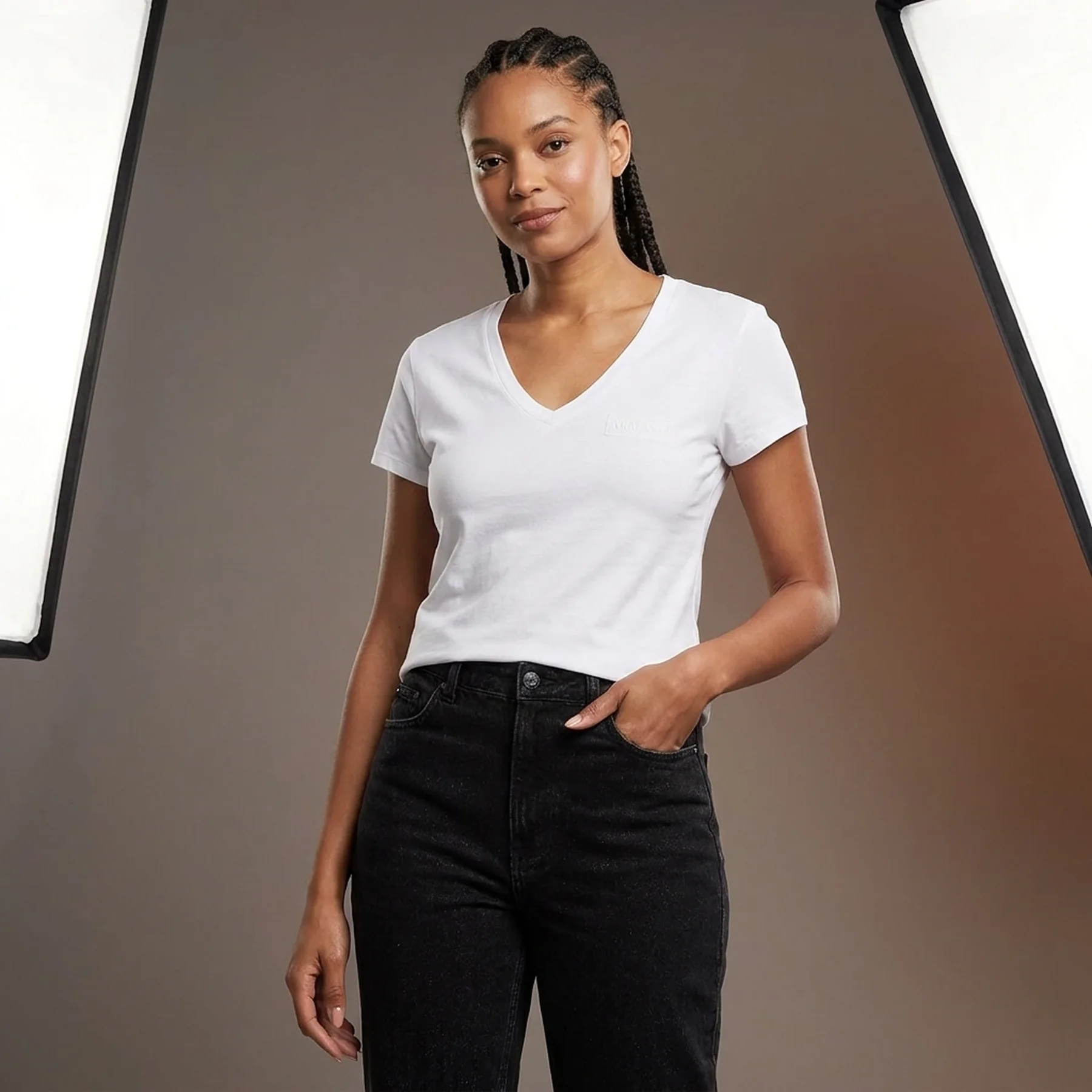 Жіноча футболка Armani Exchange 1159805984
