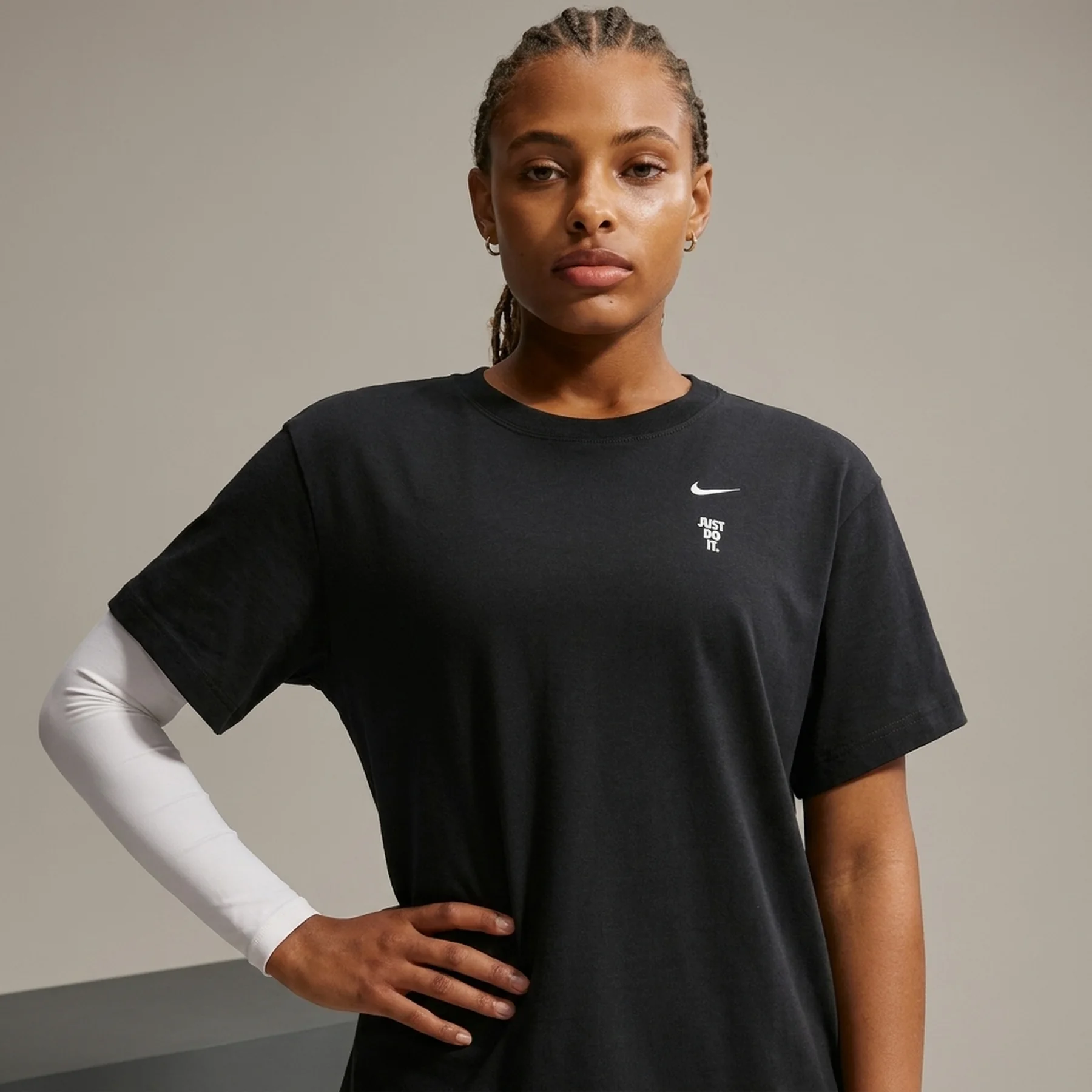 Жіноча футболка NIKE BASKETBALL IM0301-010
