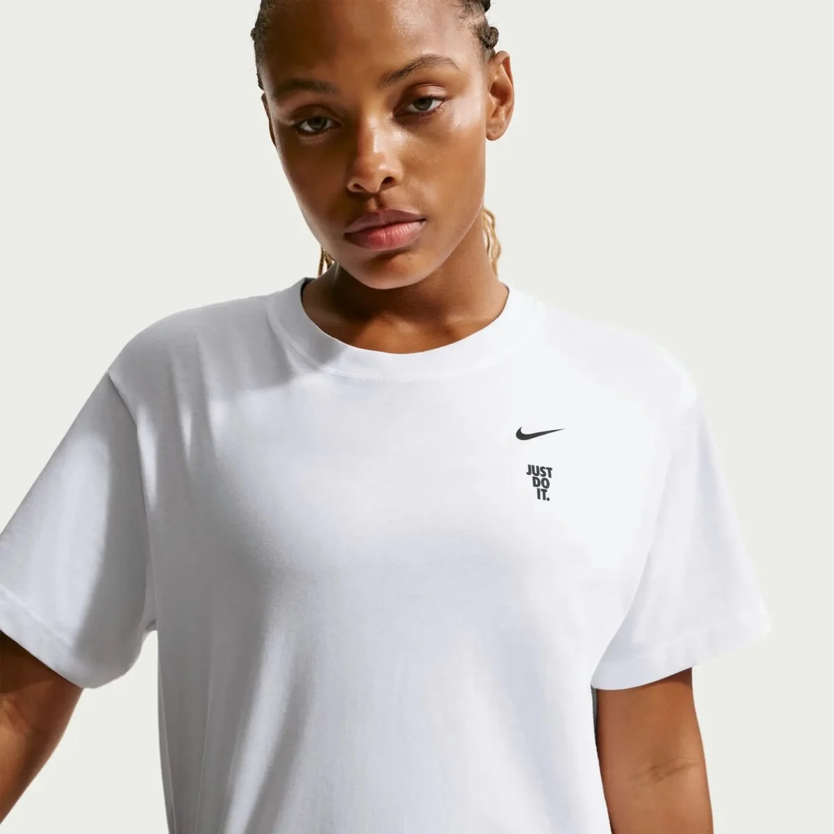 Жіноча футболка NIKE BASKETBALL IM0301-100