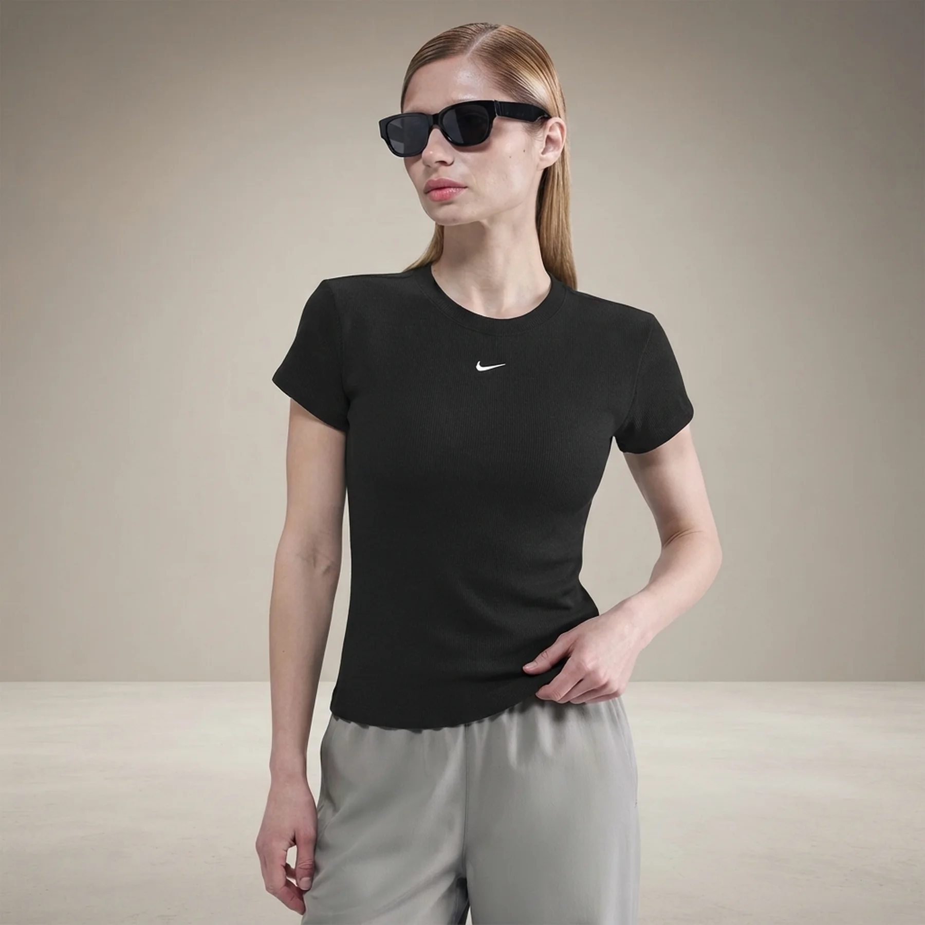Жіноча футболка NIKE W NSW RIB TGHT SS TEE HV4994-010