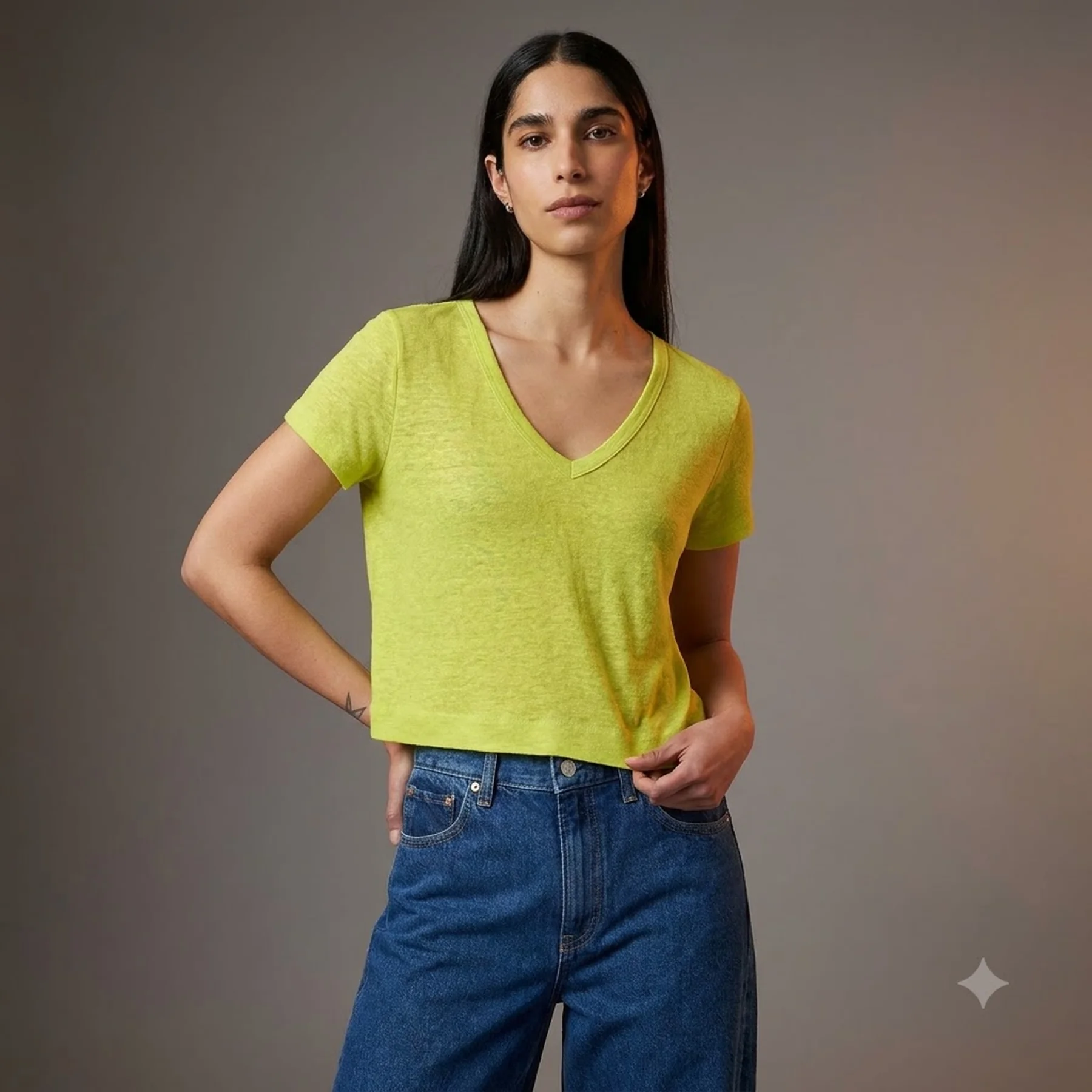 Жіноча футболка однотонна GAP 1159844740