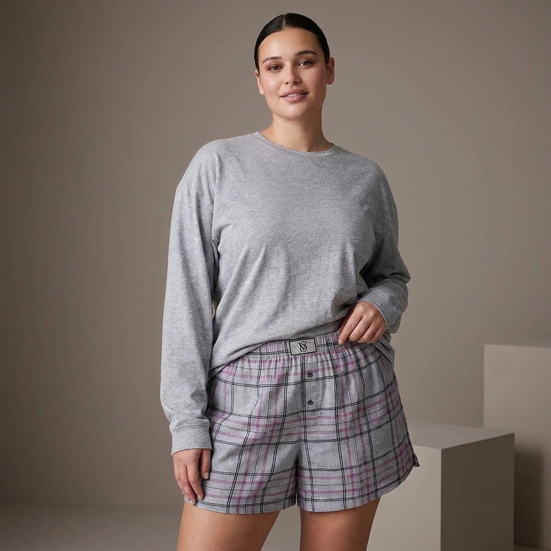 Жіноча піжама Victoria's Secret лонгслів та шорти зі стразами 1159855183