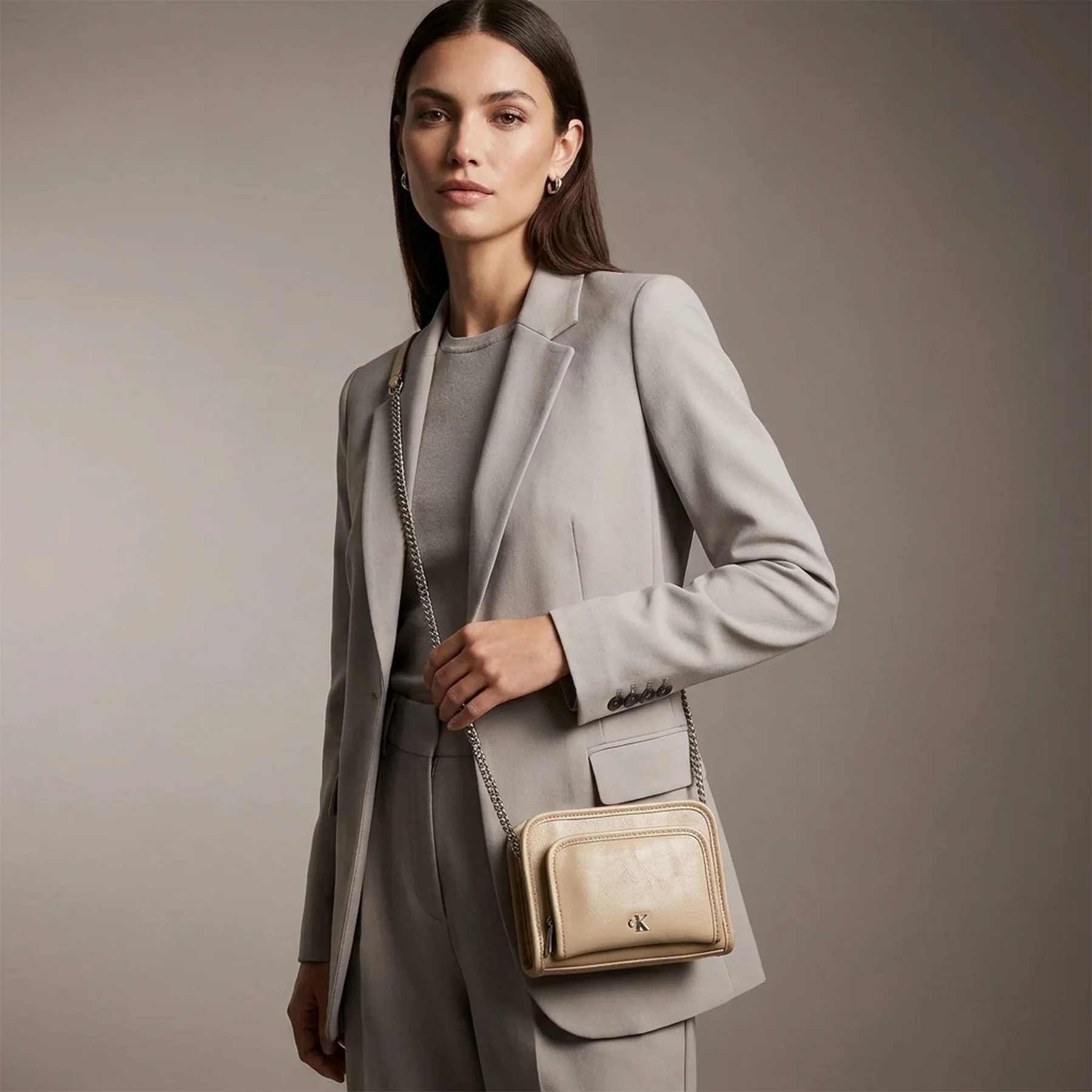 Жіноча сумка через плече Calvin Klein з логотипом 1159850246