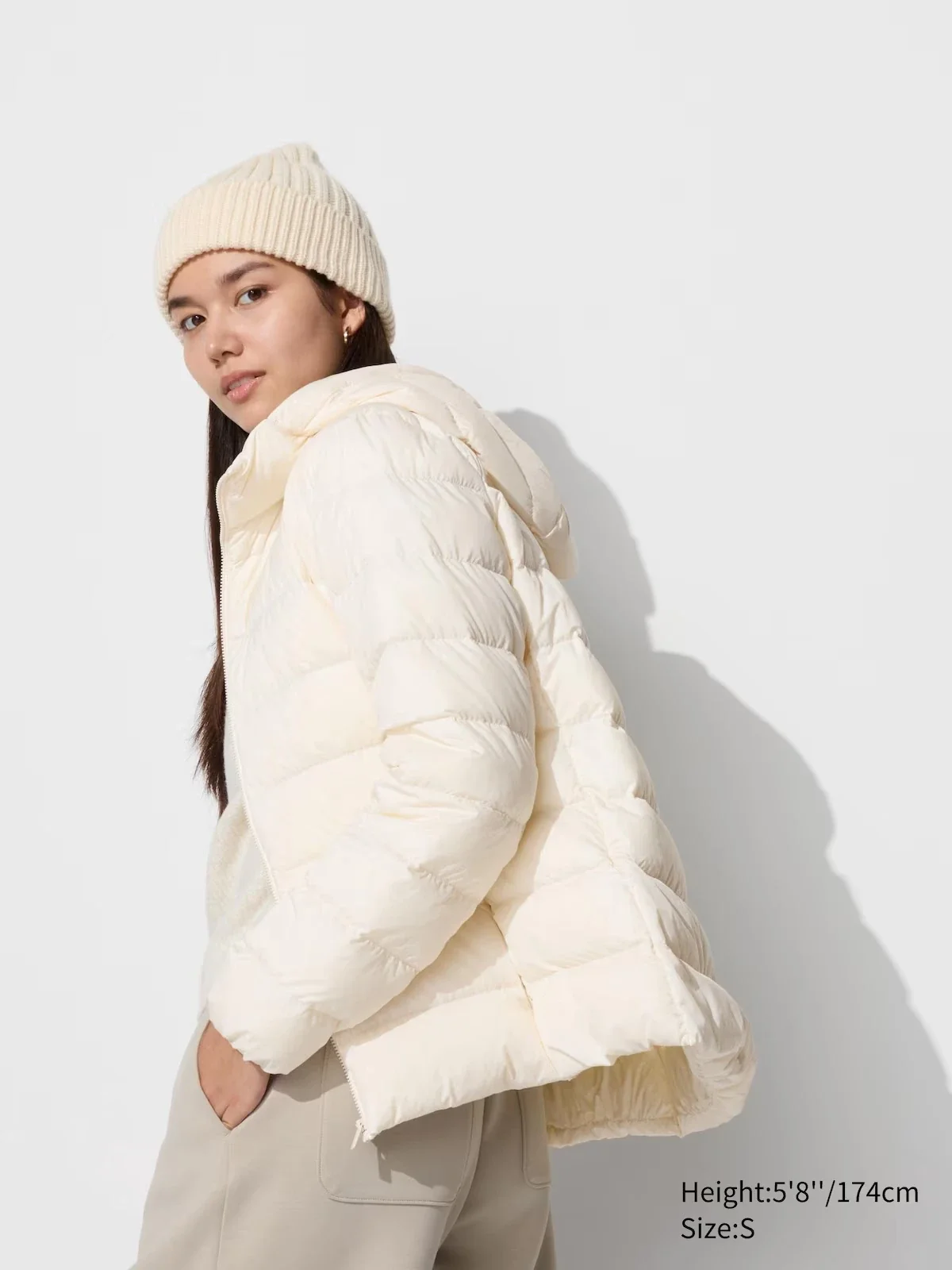 Жіноча ультралегка куртка UNIQLO 1159825037