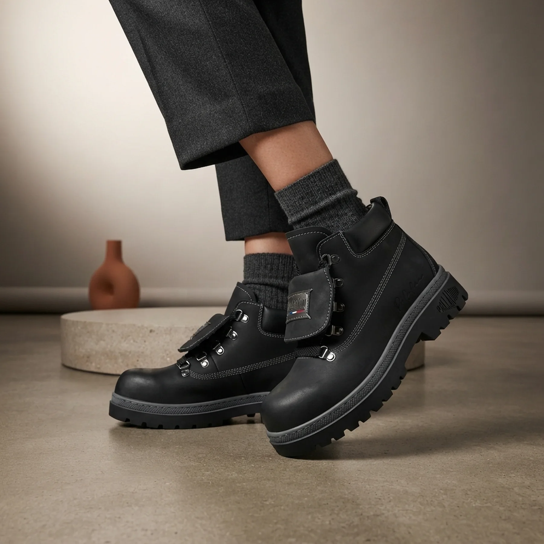 Жіноче взуття Guard Flap Black Palladium