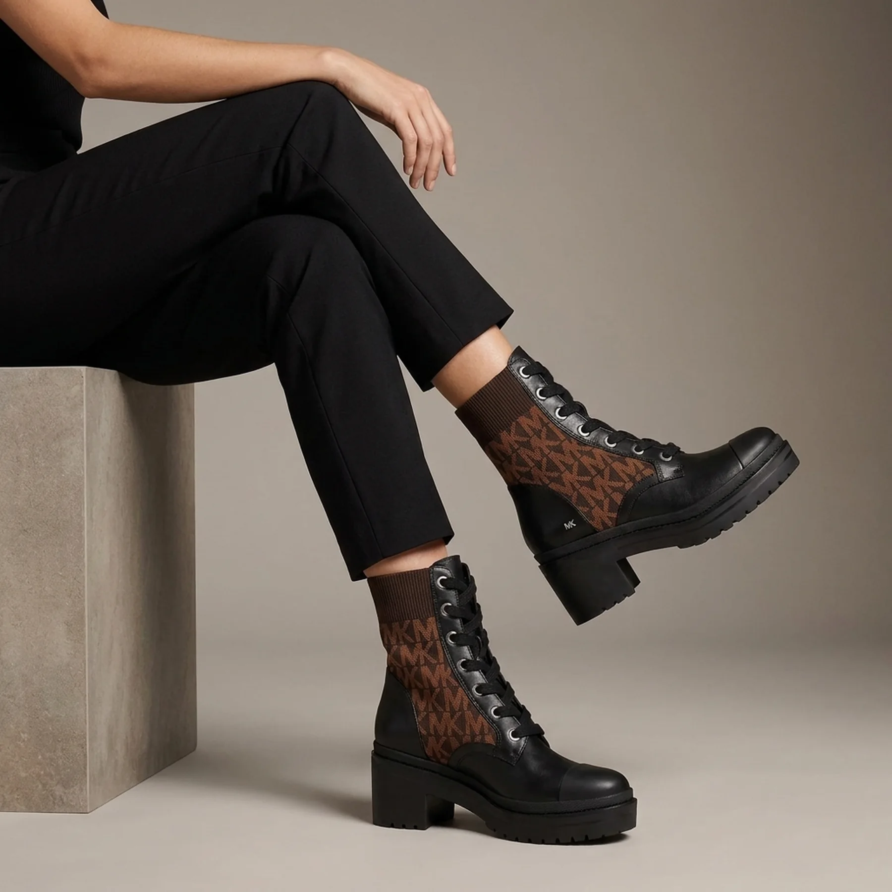 Жіночі ботильйони Brea Michael Kors 1159801567