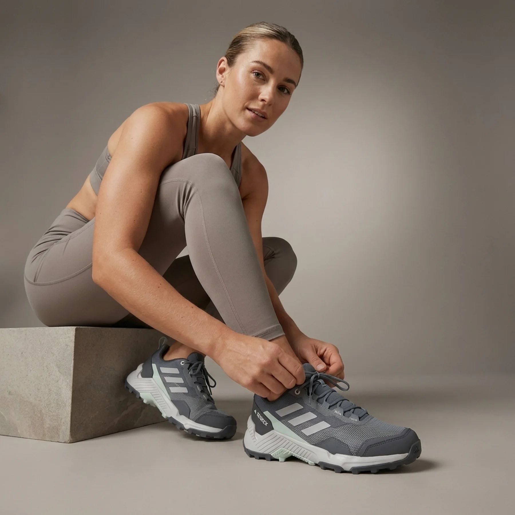 Жіночі черевики ADIDAS TERREX EASTRAIL 2