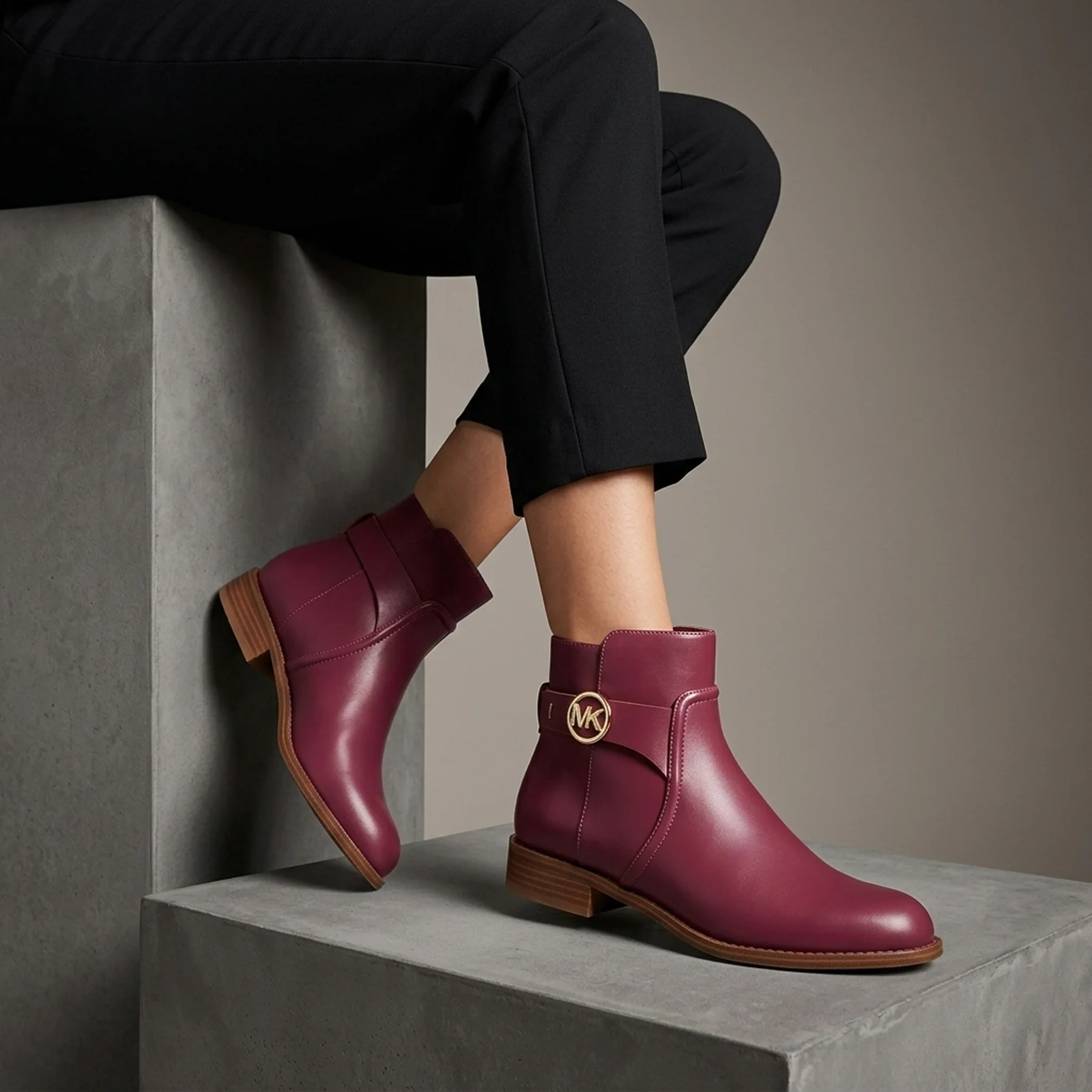 Жіночі черевики Michael Kors 36,5