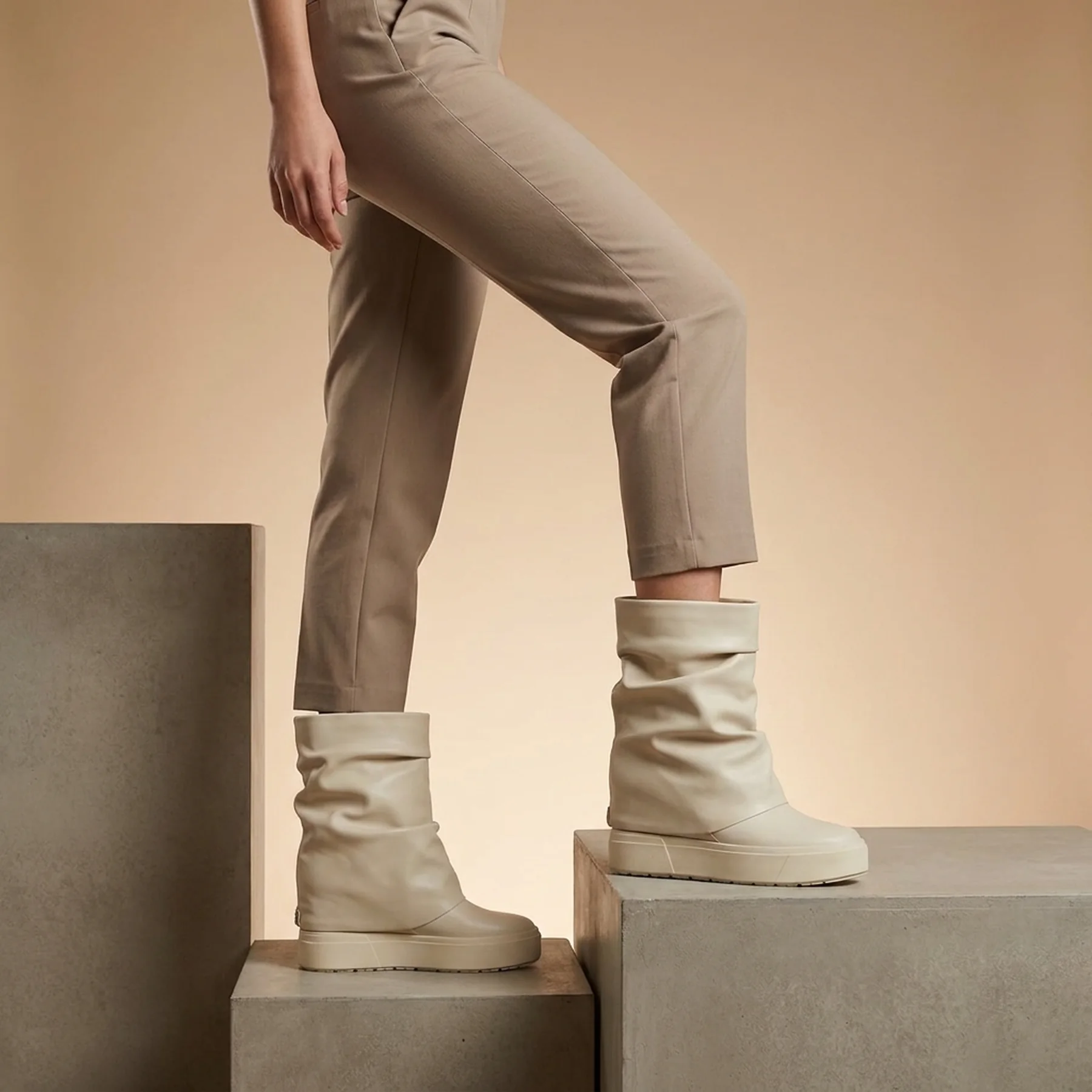 Жіночі чоботи Guinna GUESS з екошкіри 38