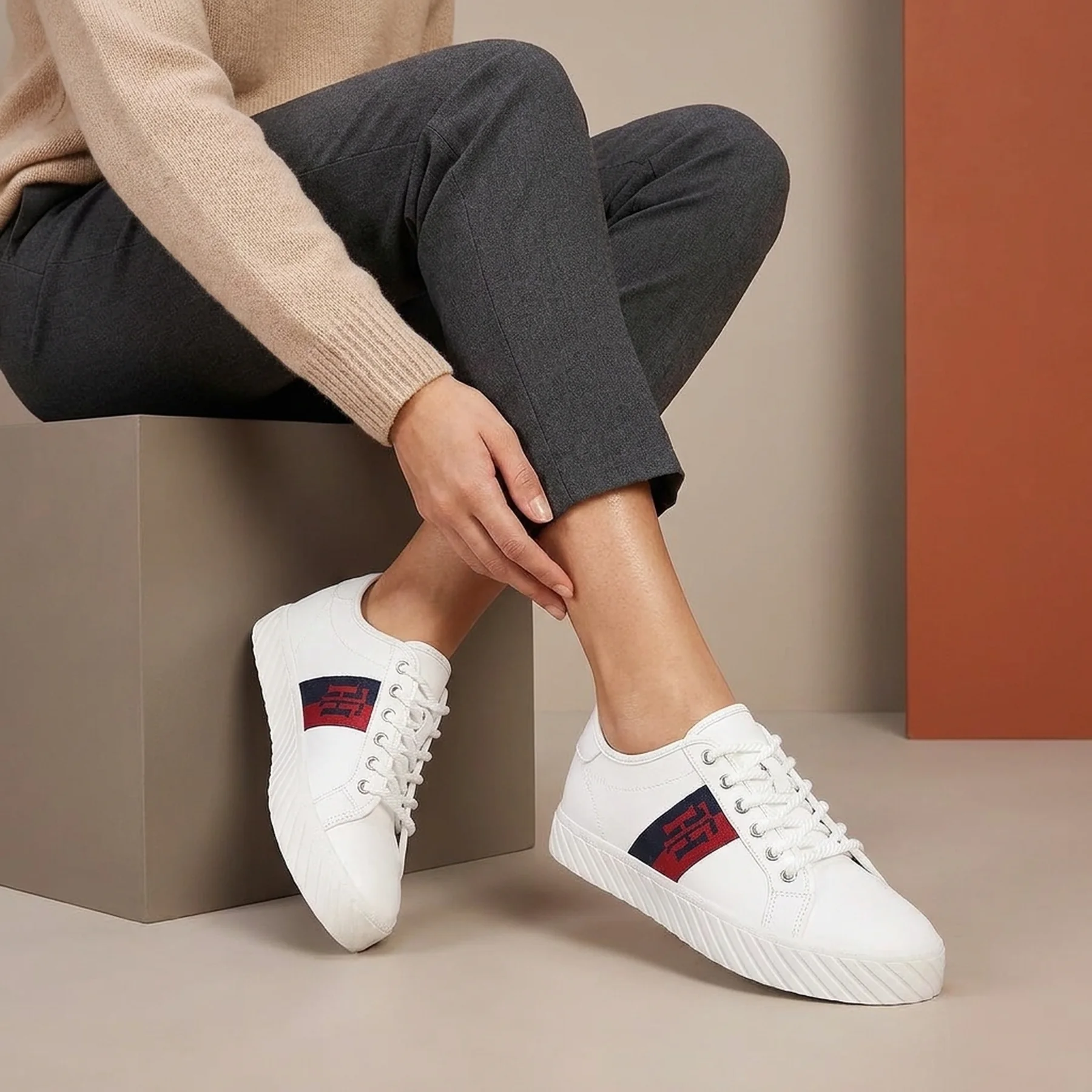 Жіночі кеди Tommy Hilfiger з логотипом 41