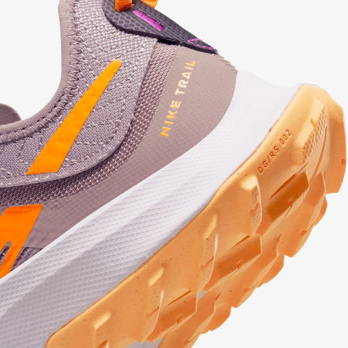 Жіночі кросівки Nike W Air Zoom Terra Kiger 8 DH0654-501
