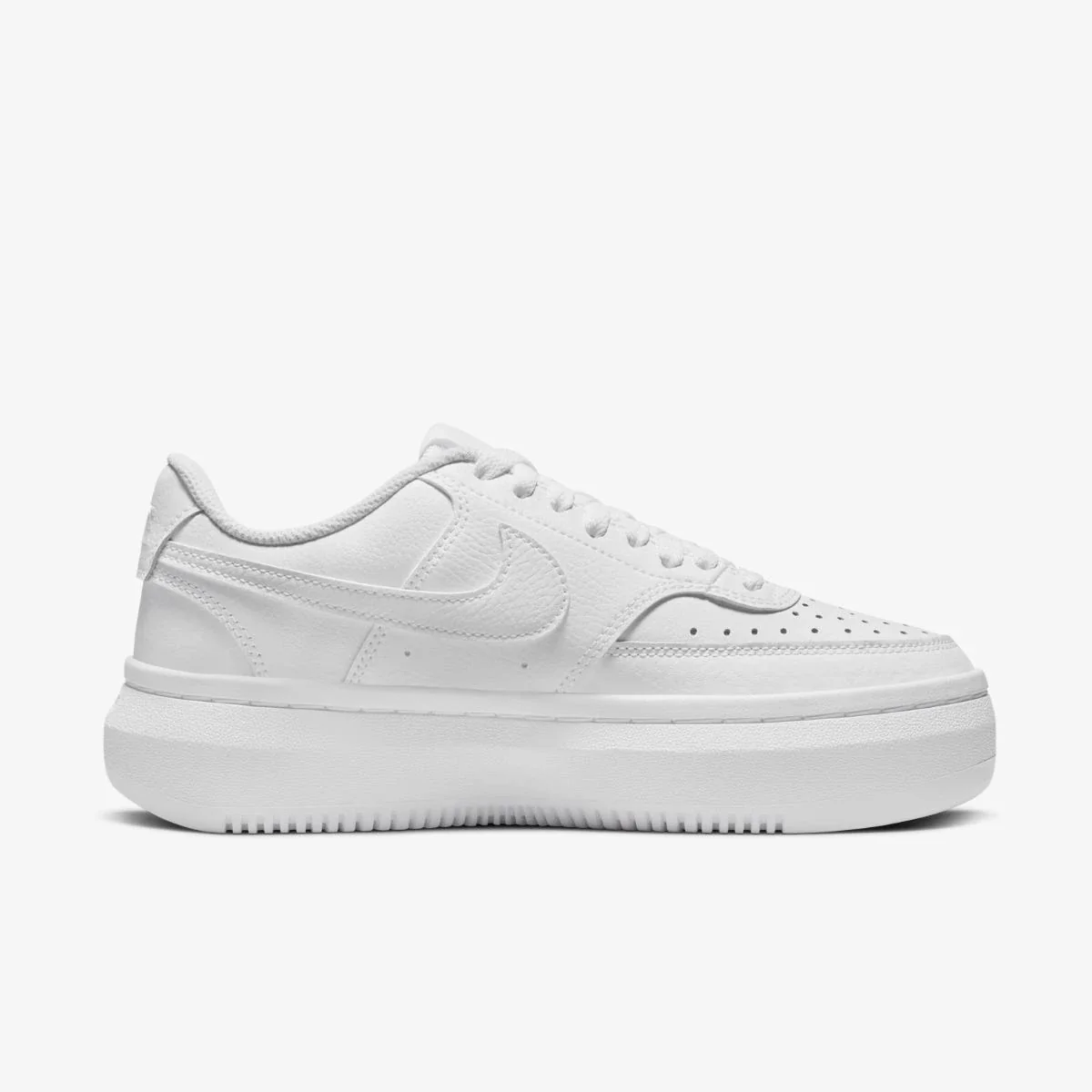 Кросівки жіночі Nike Wmns Court Vision Alta 'Triple White'