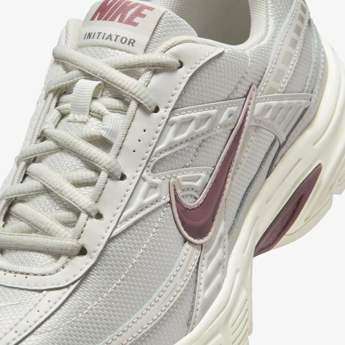 Жіночі кросівки NIKE WMNS INITIATOR 394053-007