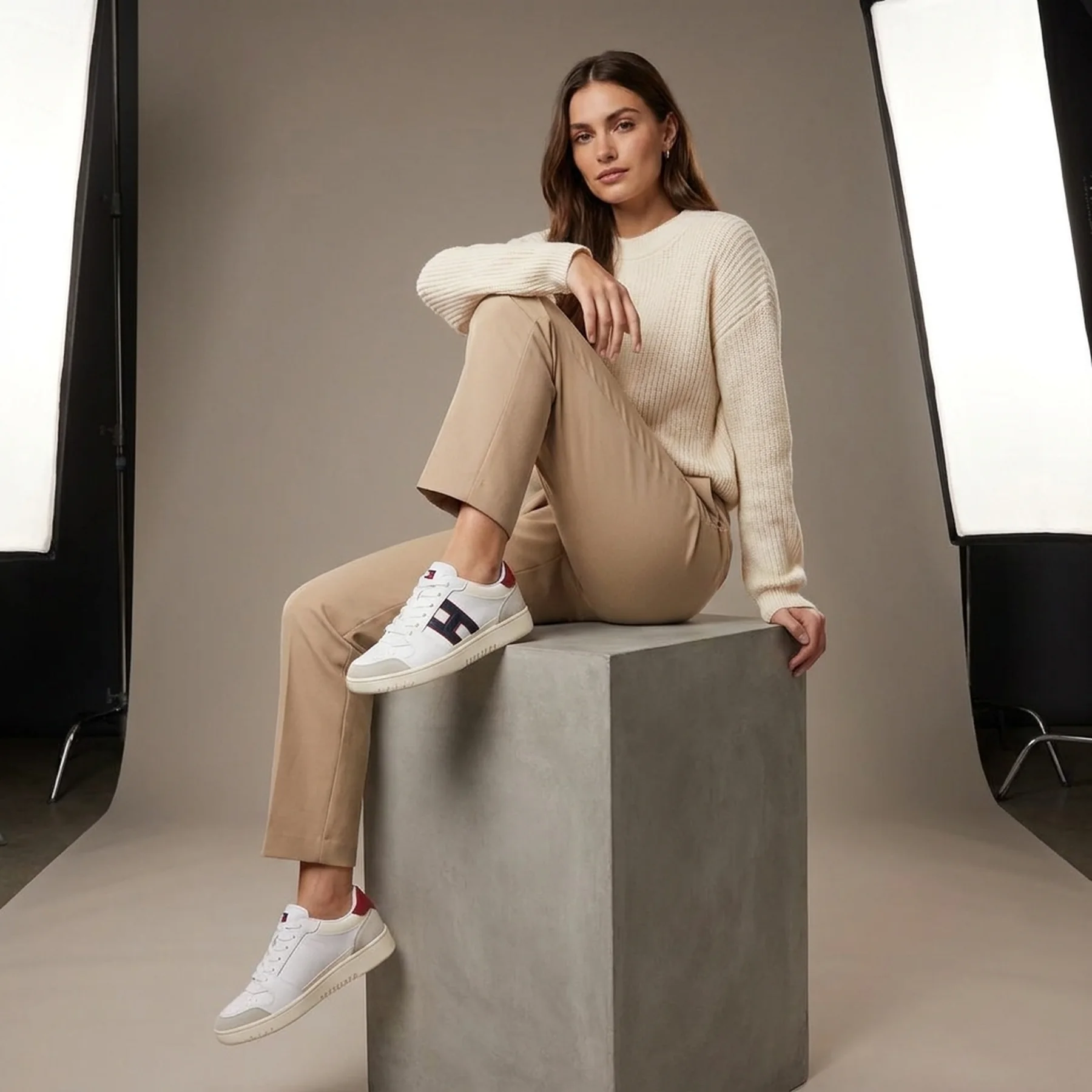 Жіночі кросівки Tommy Hilfiger з екошкіри 40