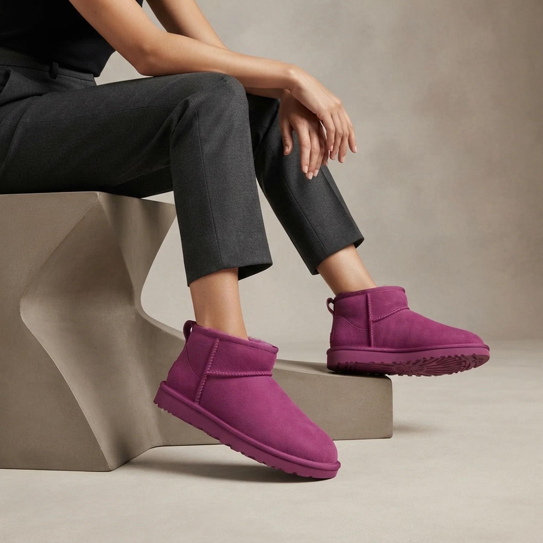 Жіночі укорочені уггі UGG з хутром 1159814780 38