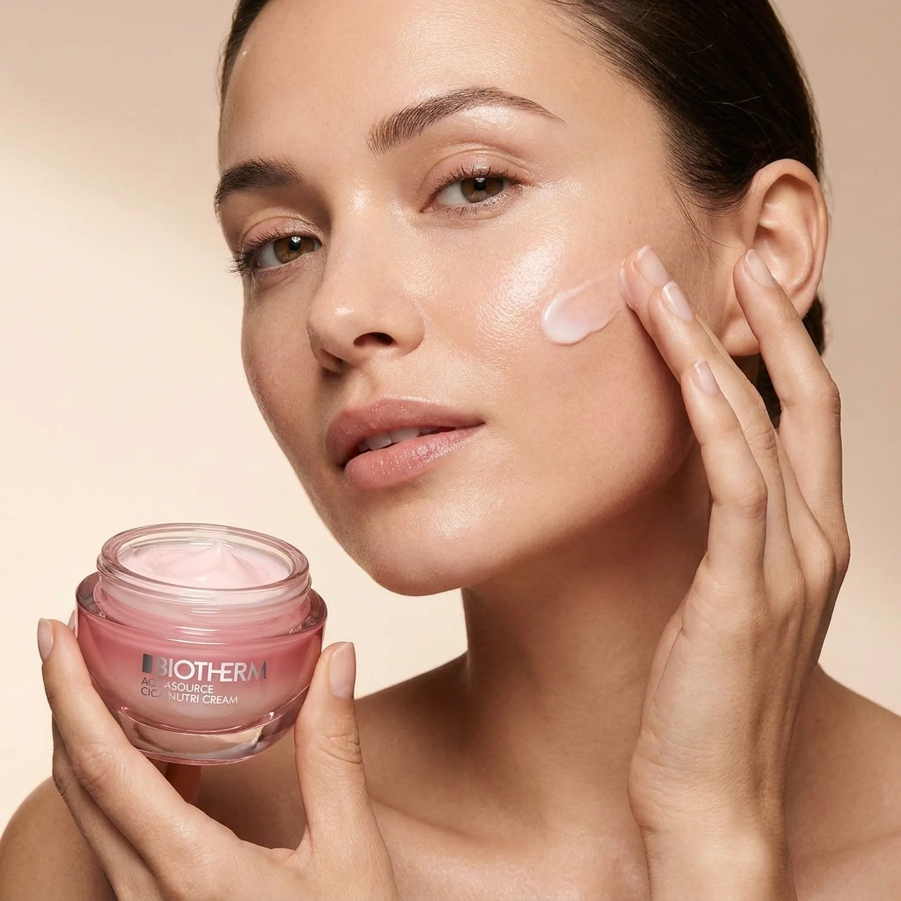 Увлажняющий крем для сухой кожи Biotherm Aquasource Cica Nutri 50 мл